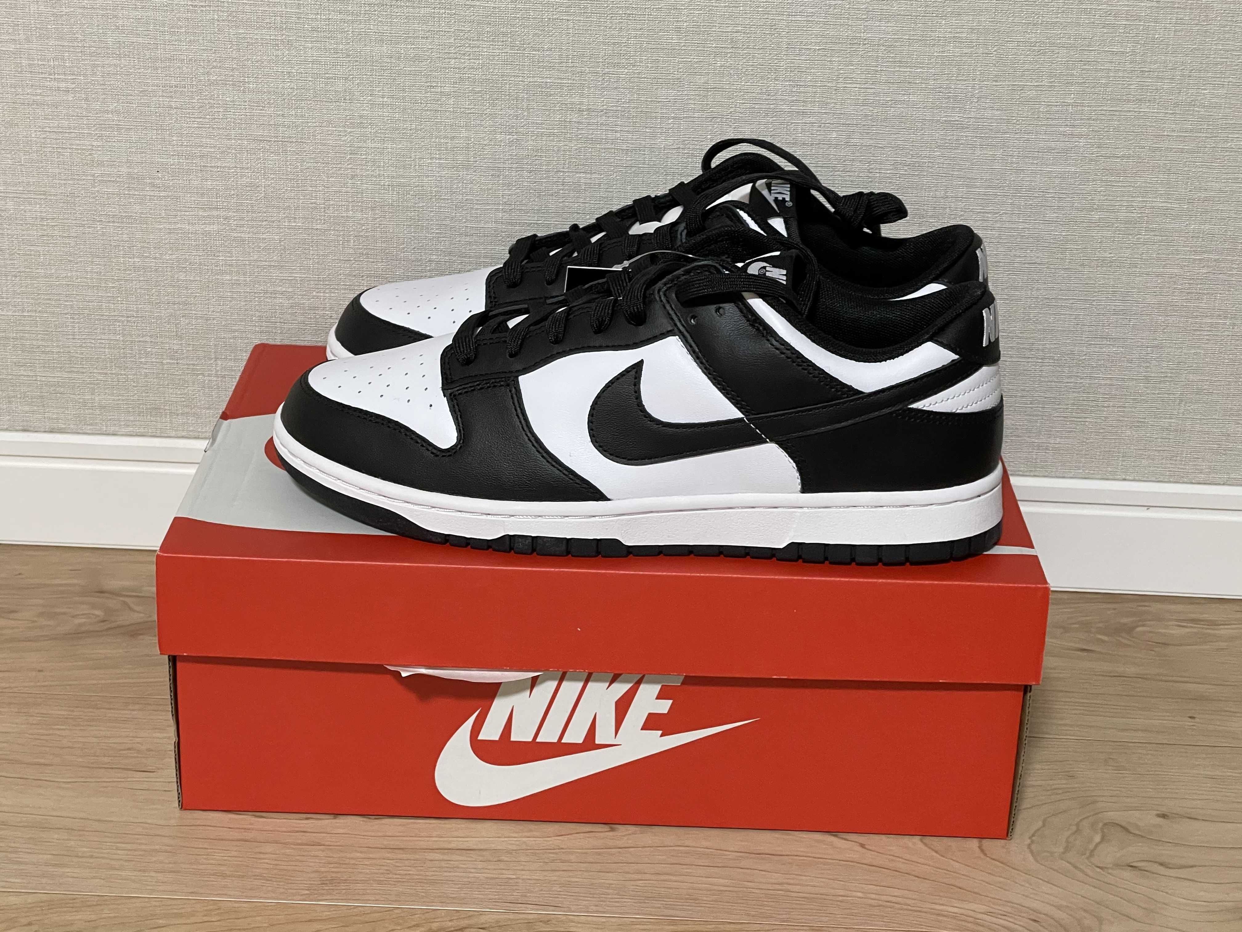 Nike Dunk Low Retro "Panda/White/Black"