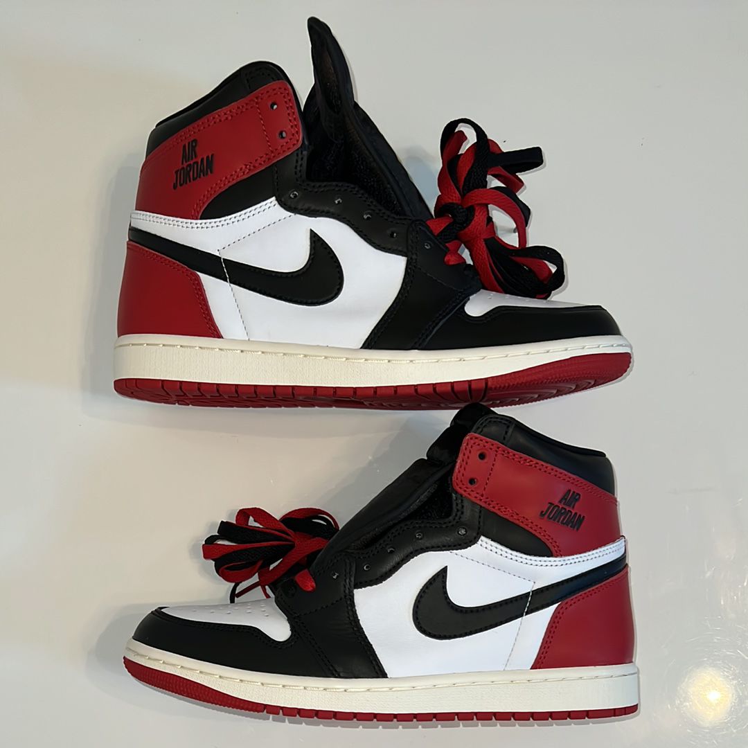 Nike Air Jordan 1 Retro High OG "Black Toe Reimagined"