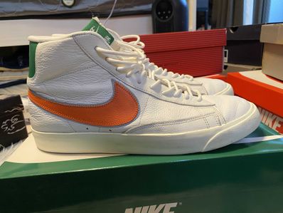 STRANGER THINGS × NIKE