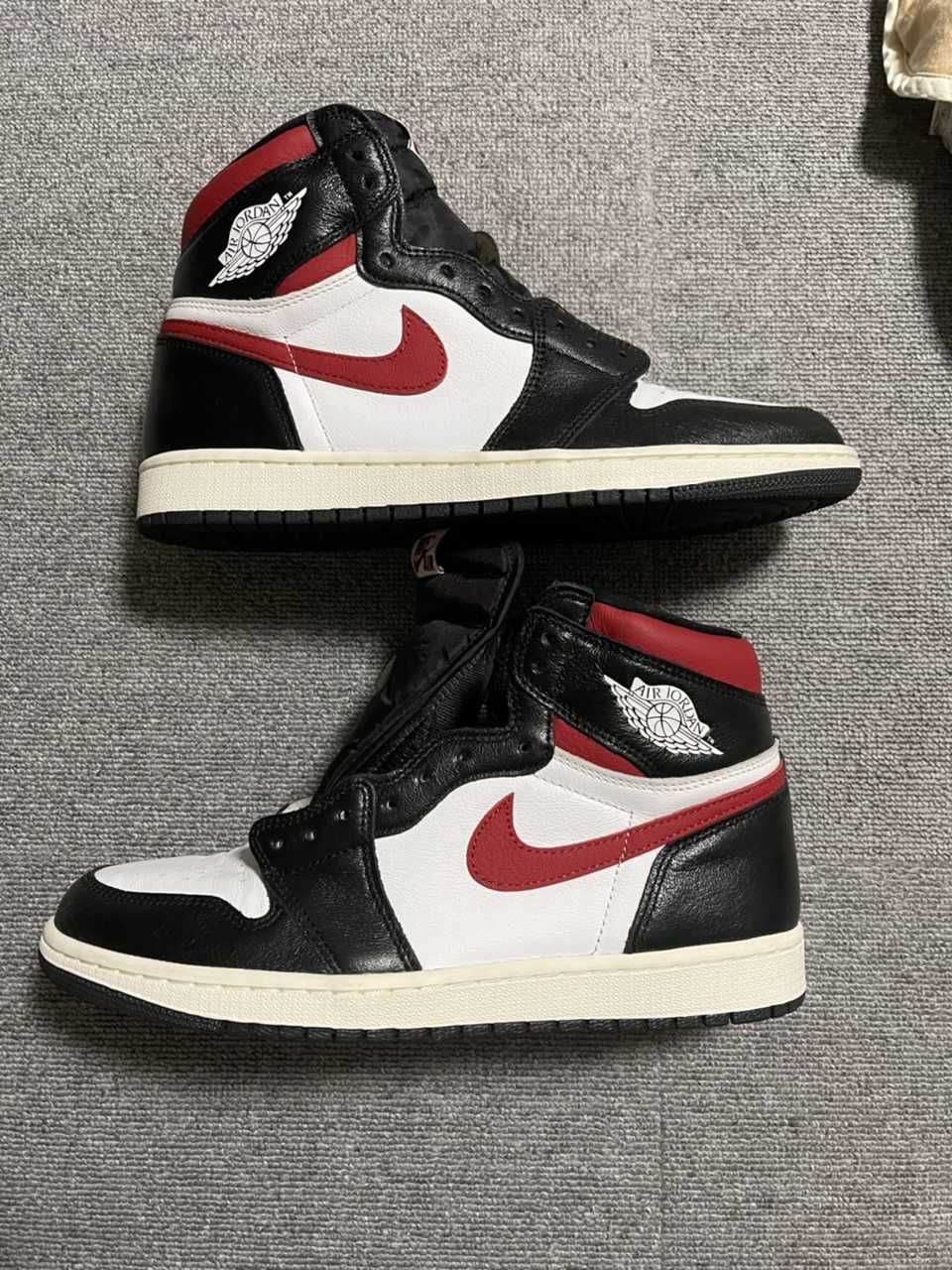 Nike Air Jordan 1 Retro High "Black/White/Sail/Gym Red"
