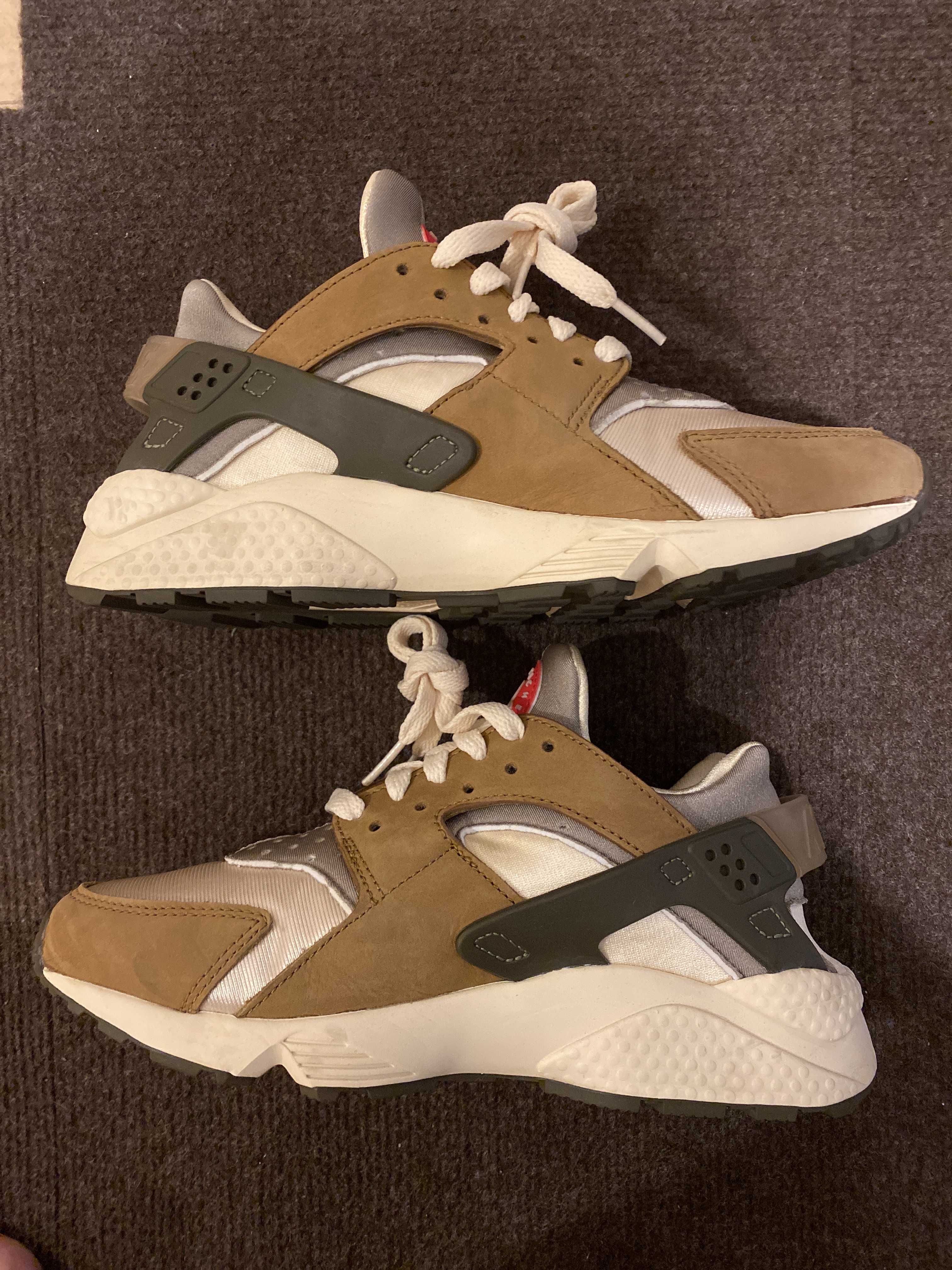 Stussy × Nike Air Huarache "Desert Oak"