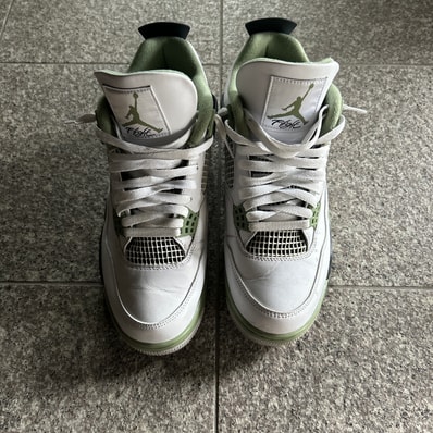Nike Women's Air Jordan 4 "Oil Green"