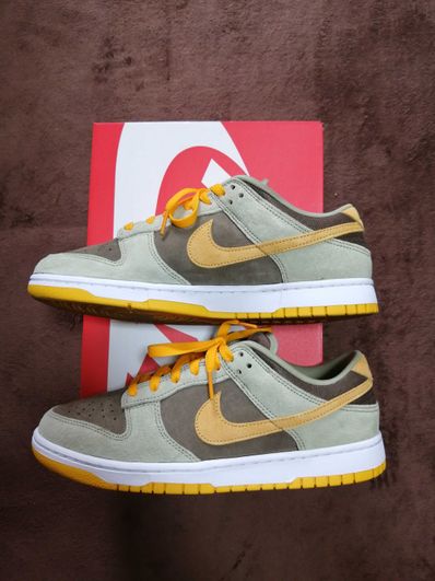 Nike Dunk Low SE "Dusty Olive"
