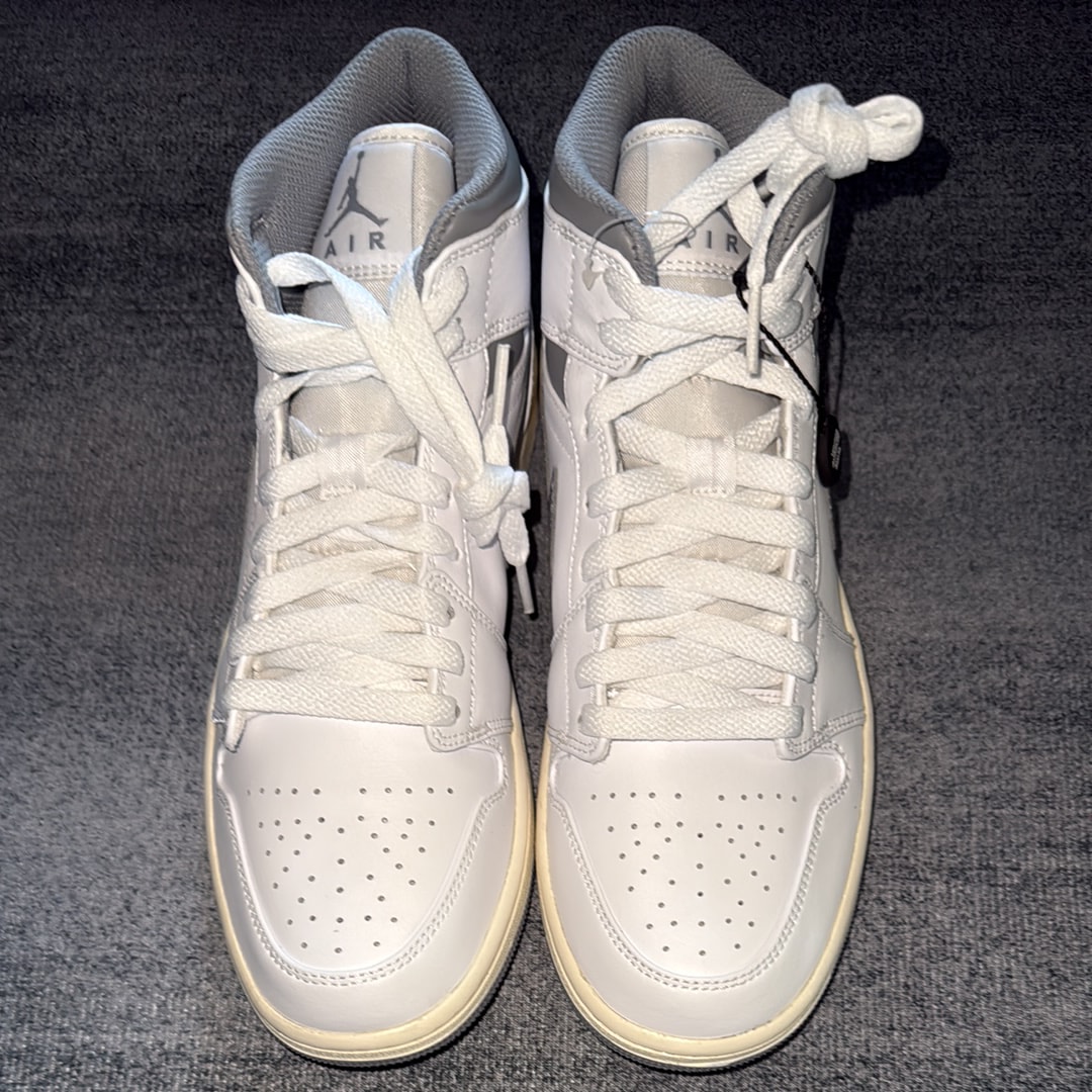 Nike Air Jordan 1 Mid "Vintage Grey"