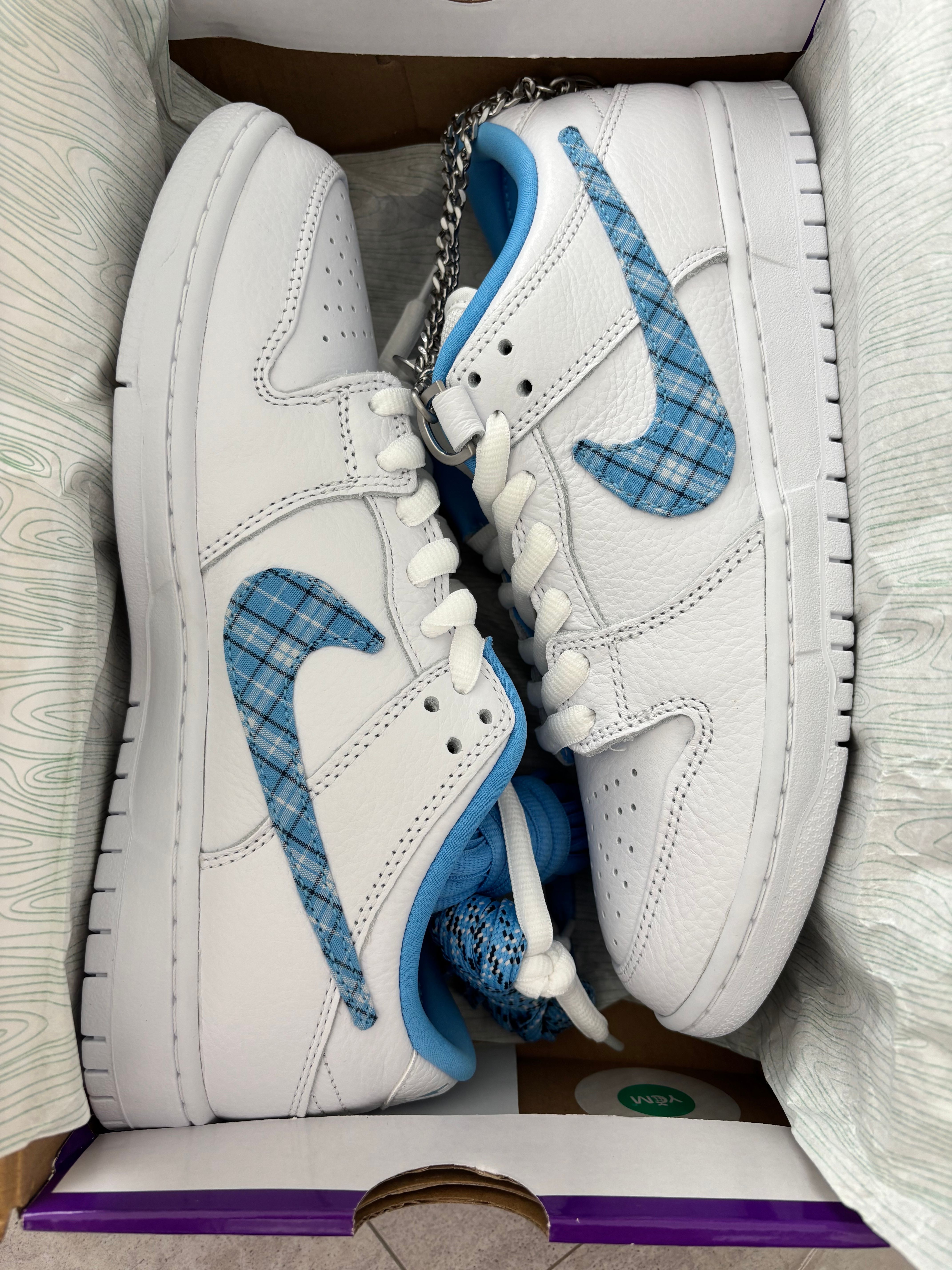 Nicole Hause × Nike SB Dunk Low Pro "Victory of The People/University Blue"