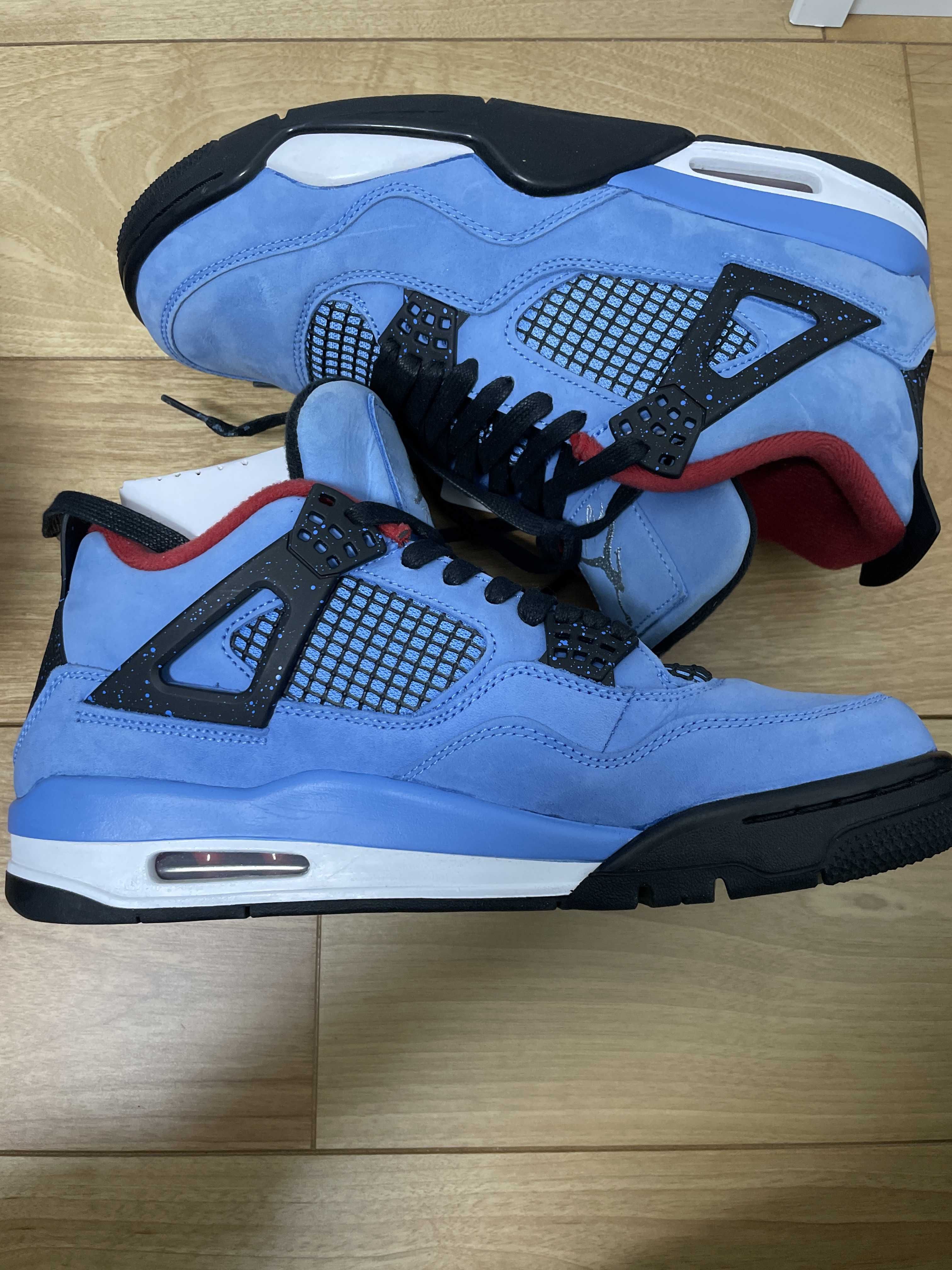 Travis Scott × Nike Air Jordan 4 Retro Cactus Jack "University Blue"