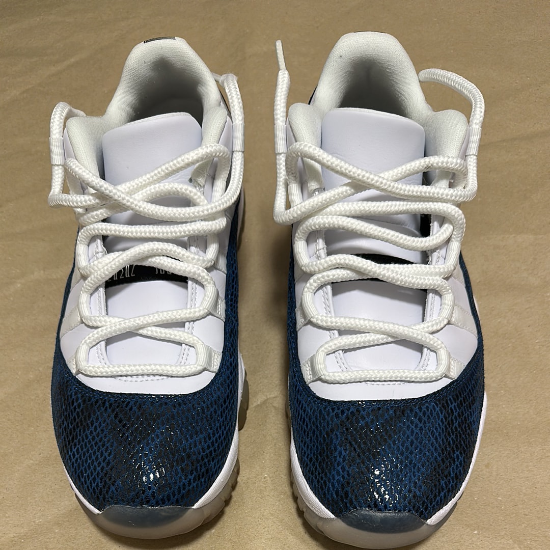 AIR JORDAN 11 LOW "SNAKESKIN"