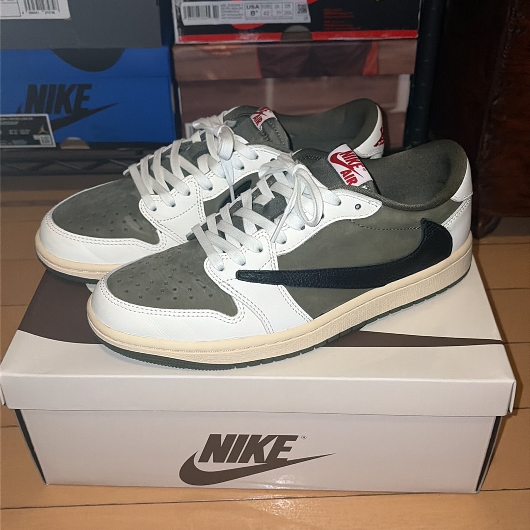 Travis Scott × Nike Air Jordan 1 Low OG SP "Reverse Olive"