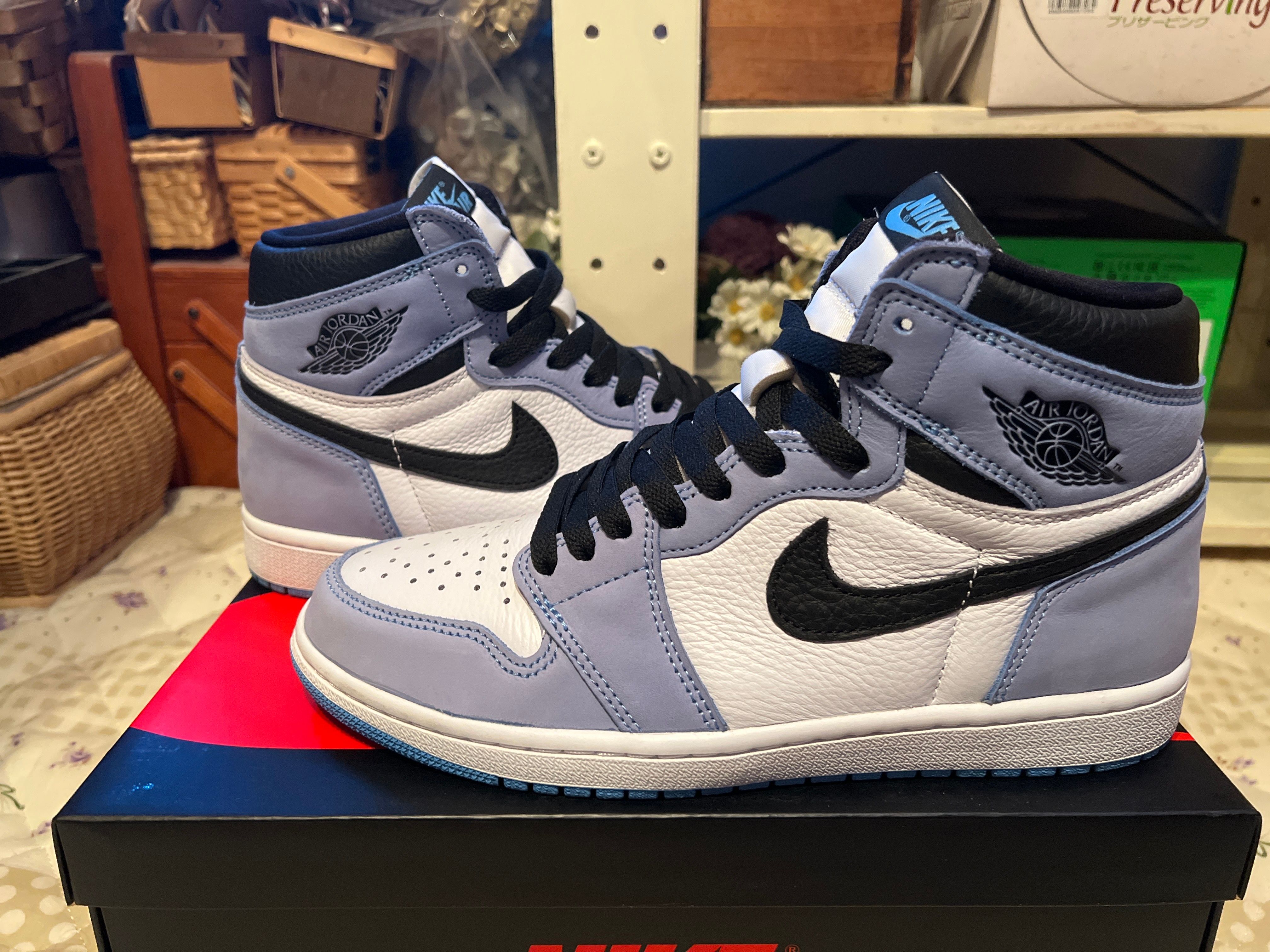 Nike Air Jordan 1 High OG "University Blue"