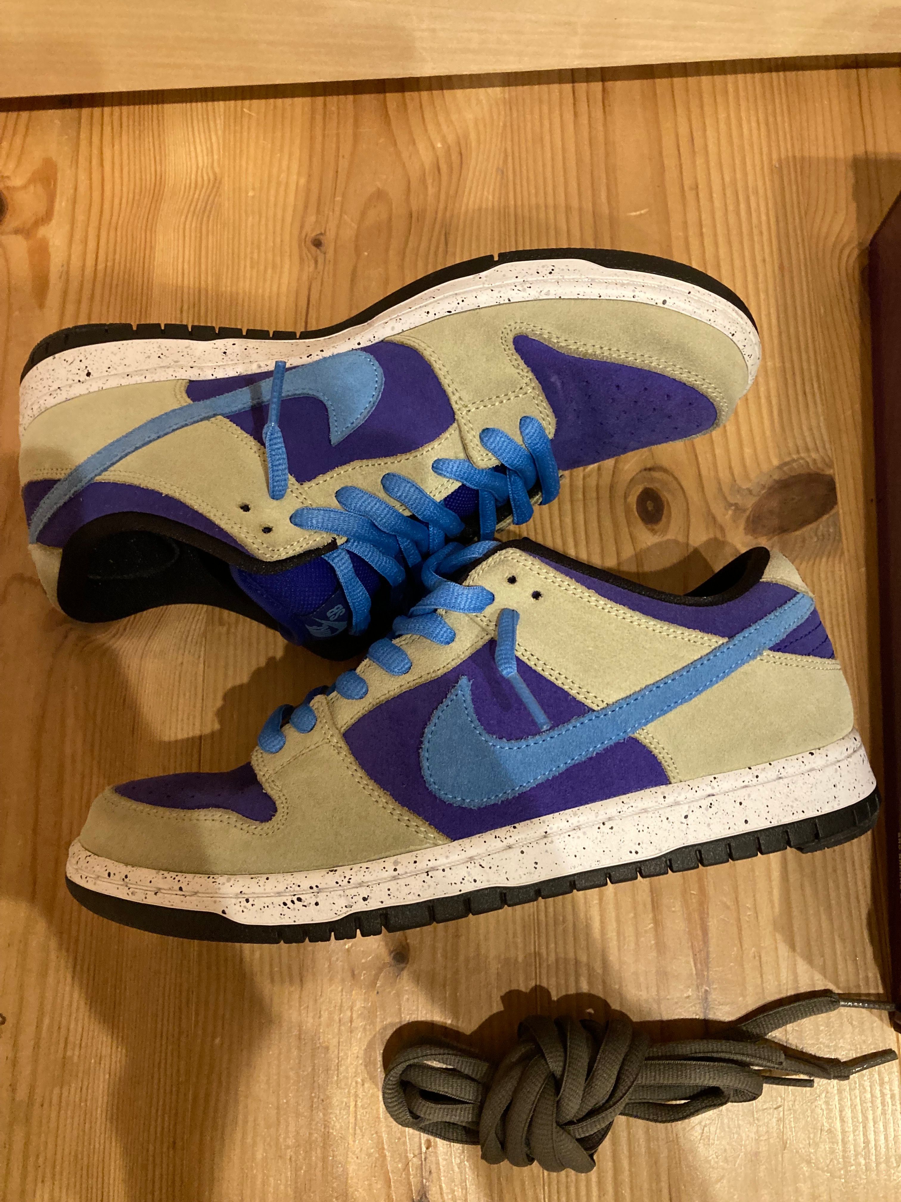 Nike SB Dunk Low "Celadon"