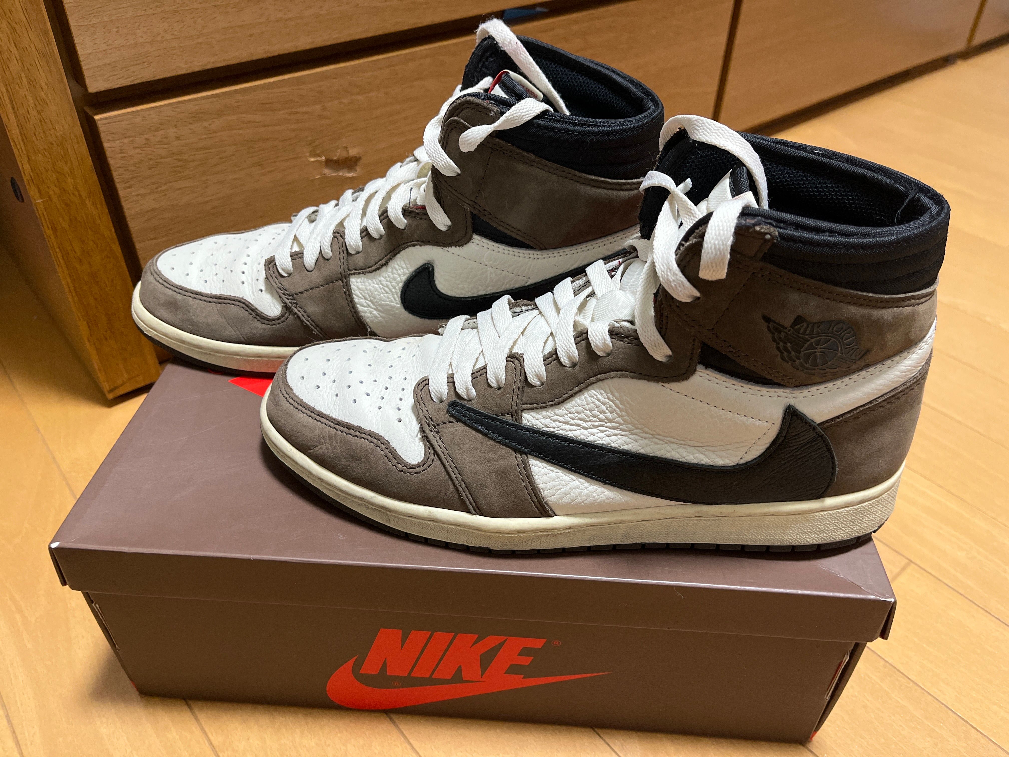 Travis Scott × Nike Air Jordan 1 Retro High OG TS SP "Sail/Dark Mocha"