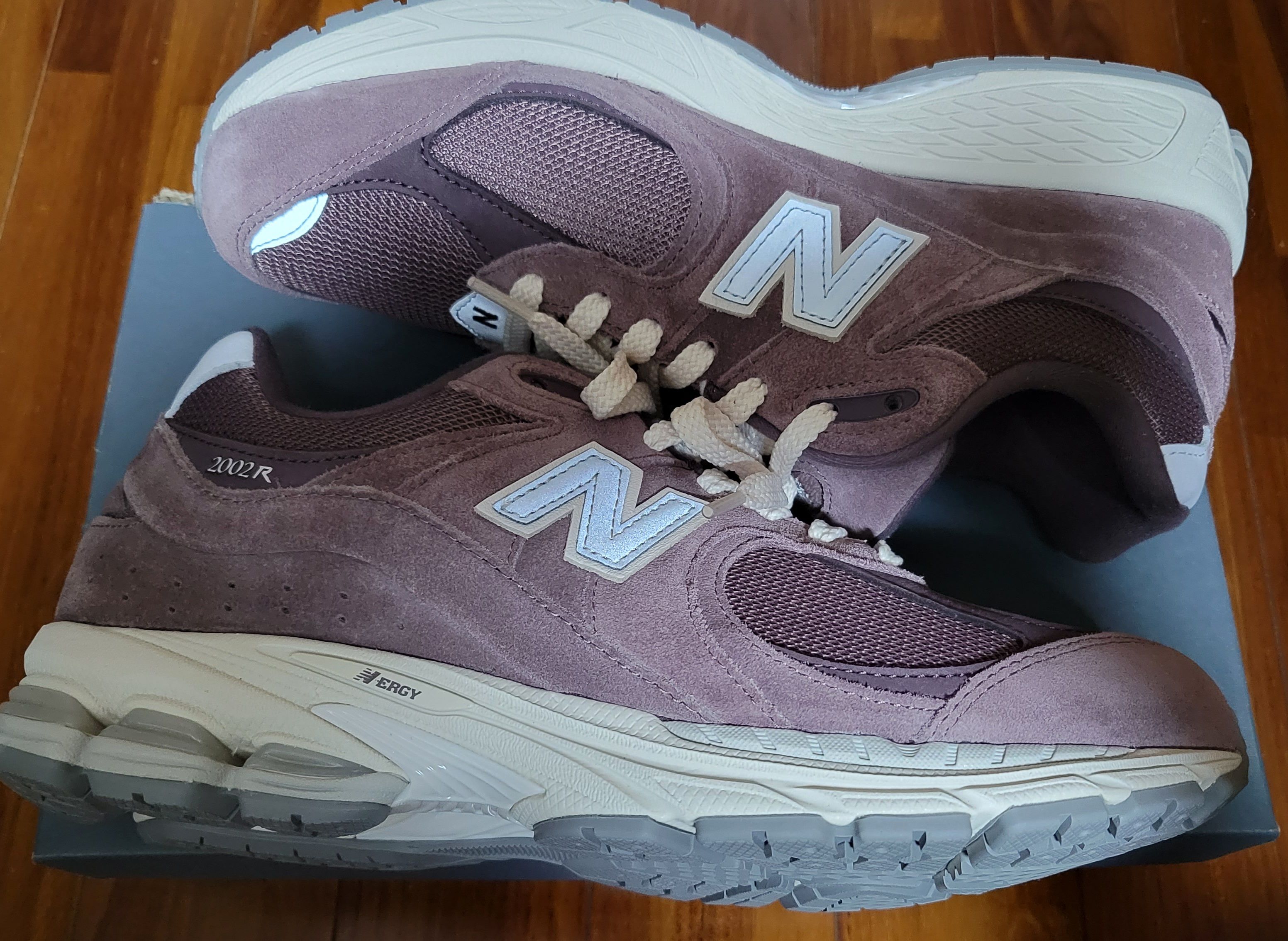 New Balance 2002R "Black Fig"