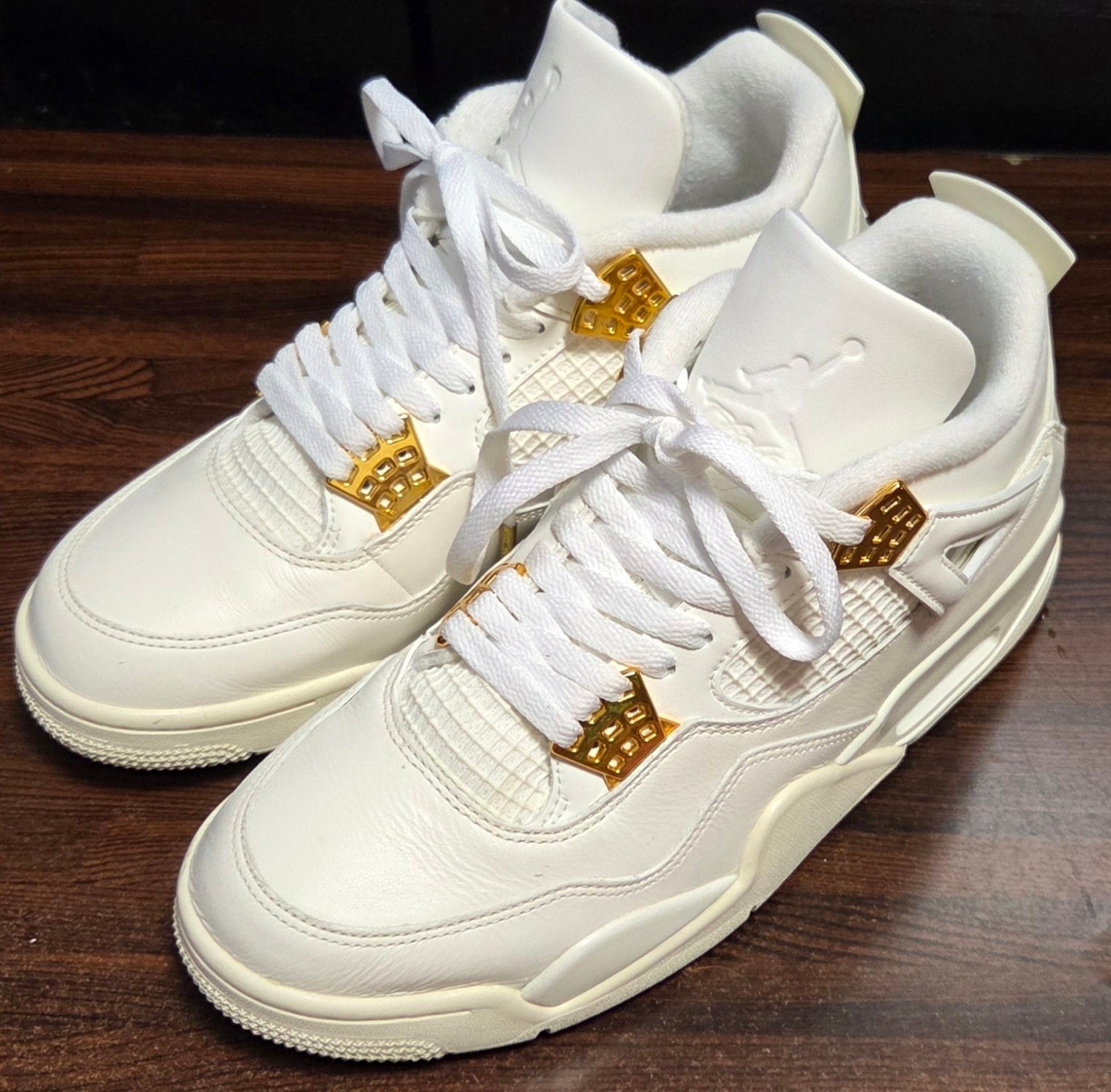 Nike Women's Air Jordan 4 Retro "White & Gold"