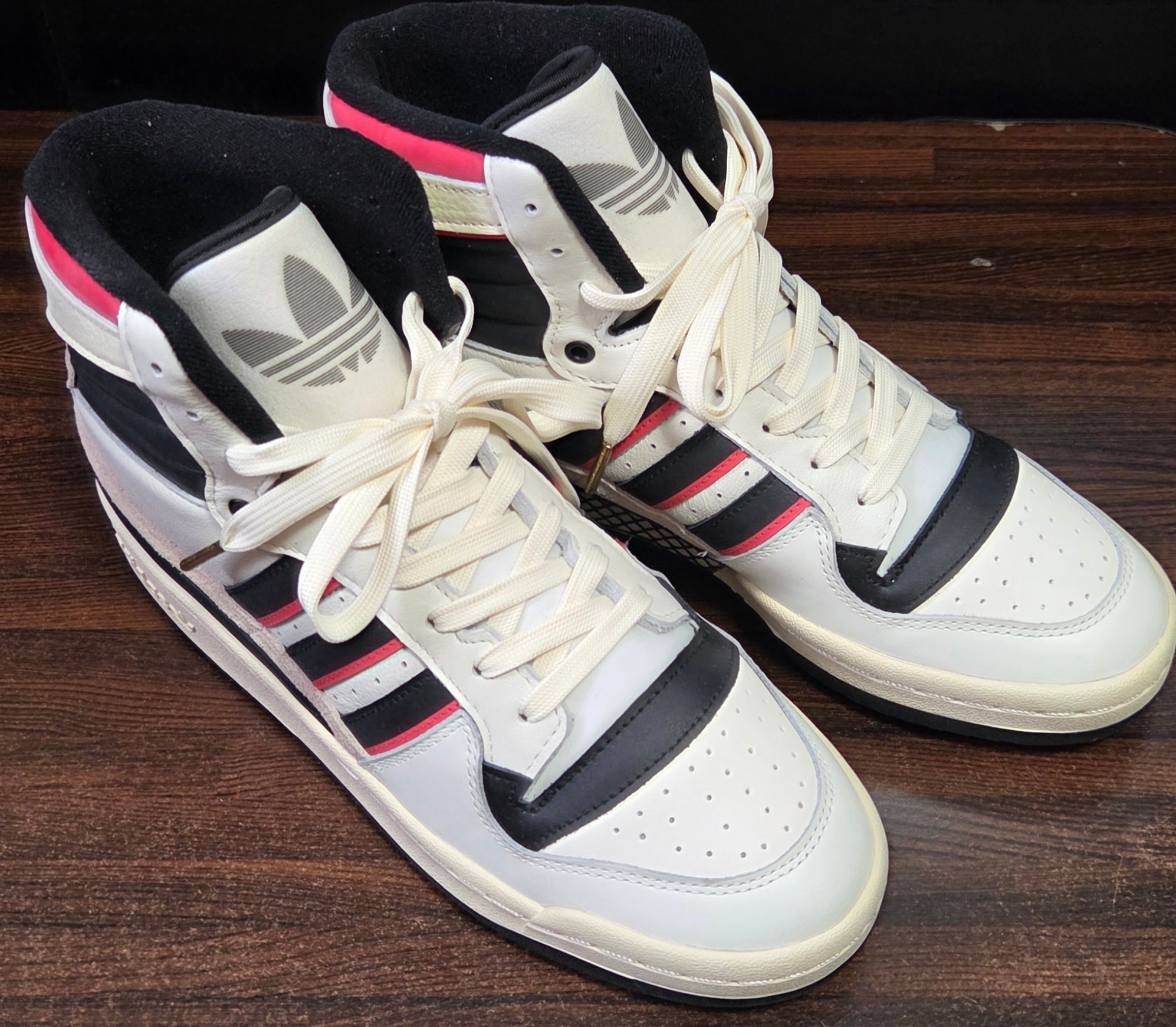 adidas El Dorado "Off White/Scarlet"