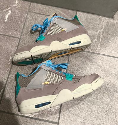 UNION × Nike Air Jordan 4 SP "Taupe Haze"