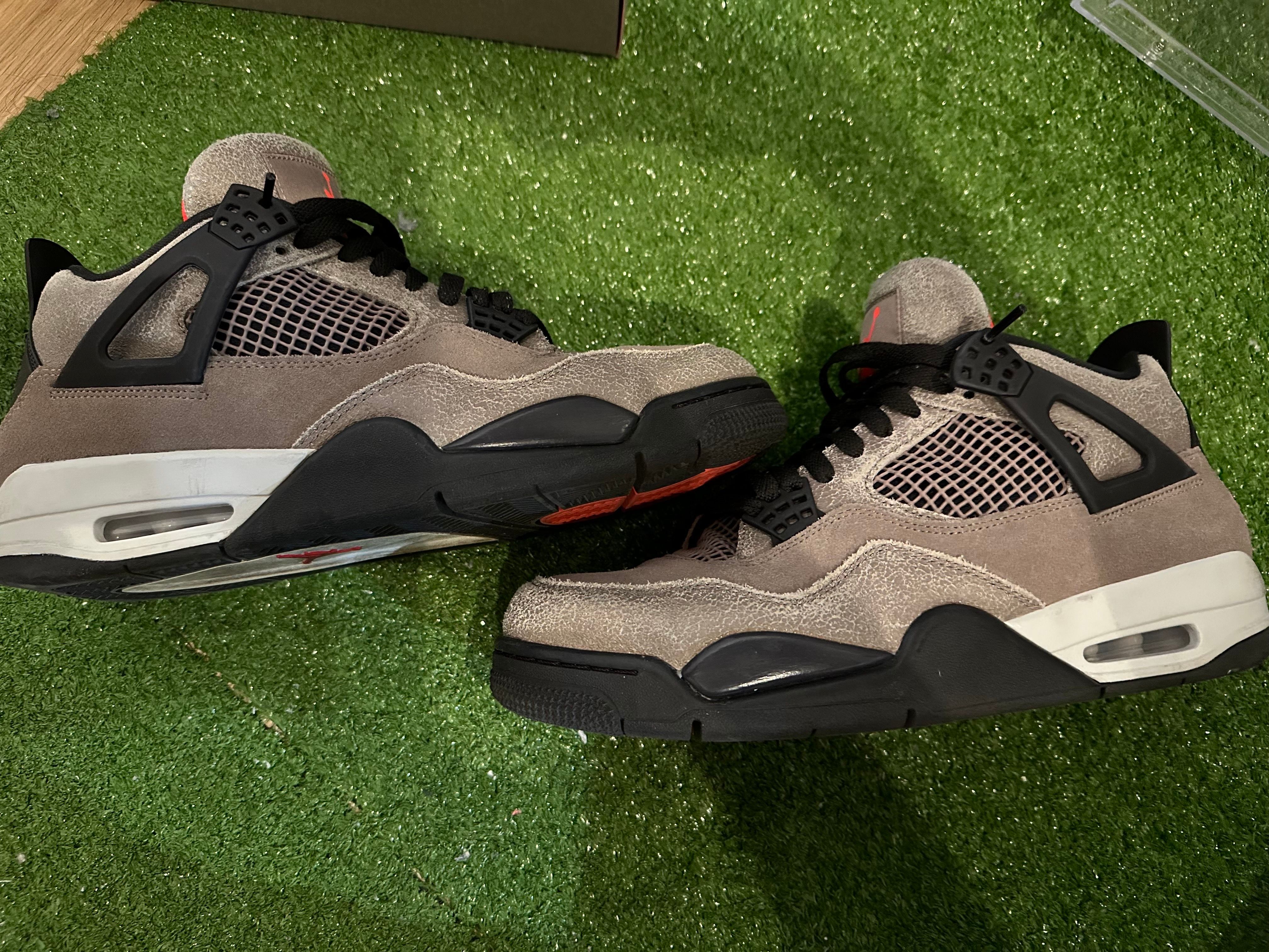 Nike Air Jordan 4 "Taupe Haze"   