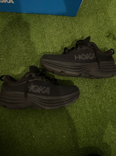 Hoka Bondi 8 "Black"