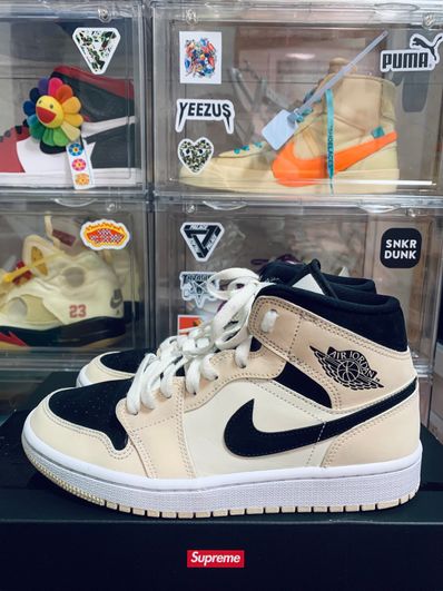 NIKE Women's AIR JORDAN 1 MID "GUAVA ICE"