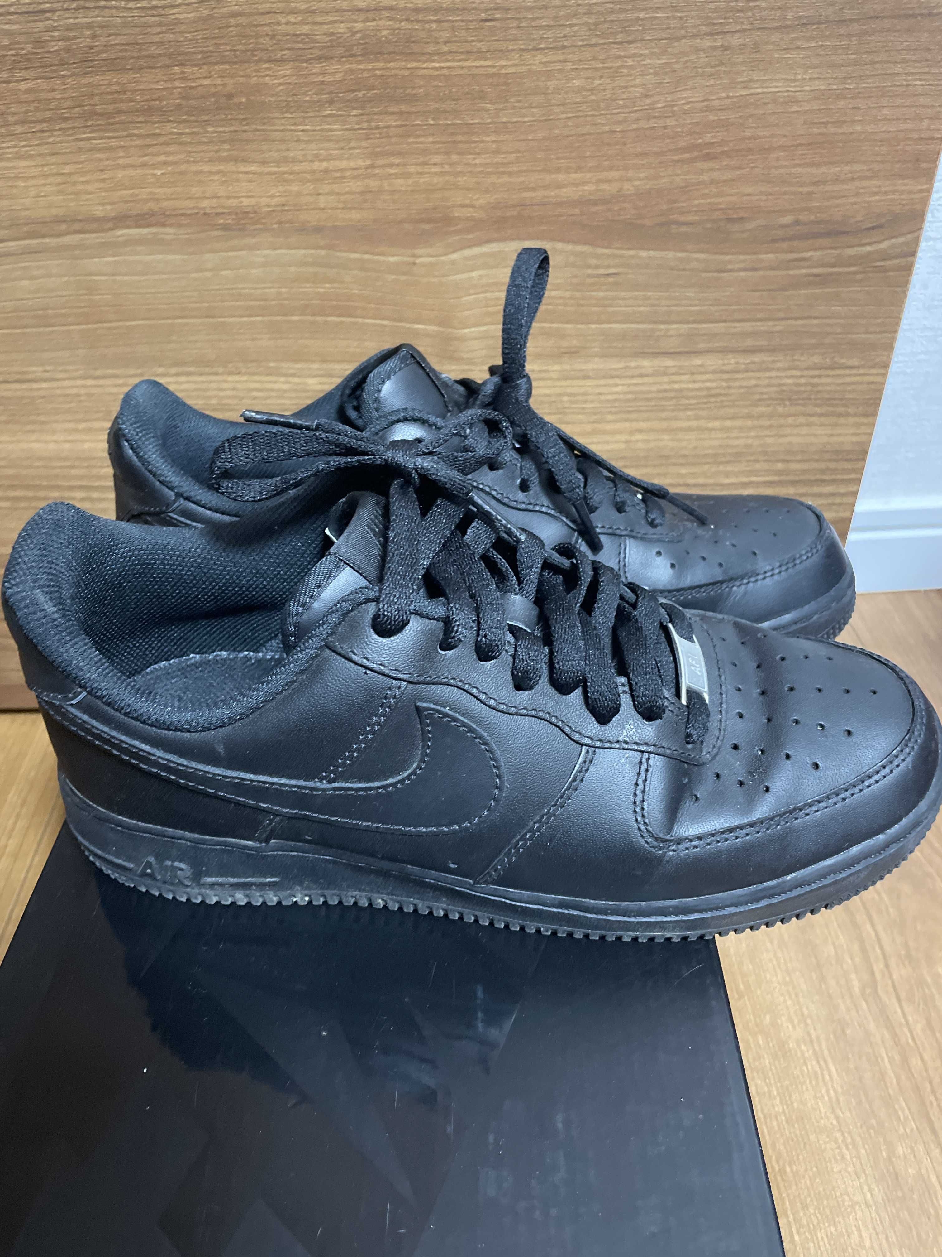 Nike Air Force 1 Low '07 "Black/Black"