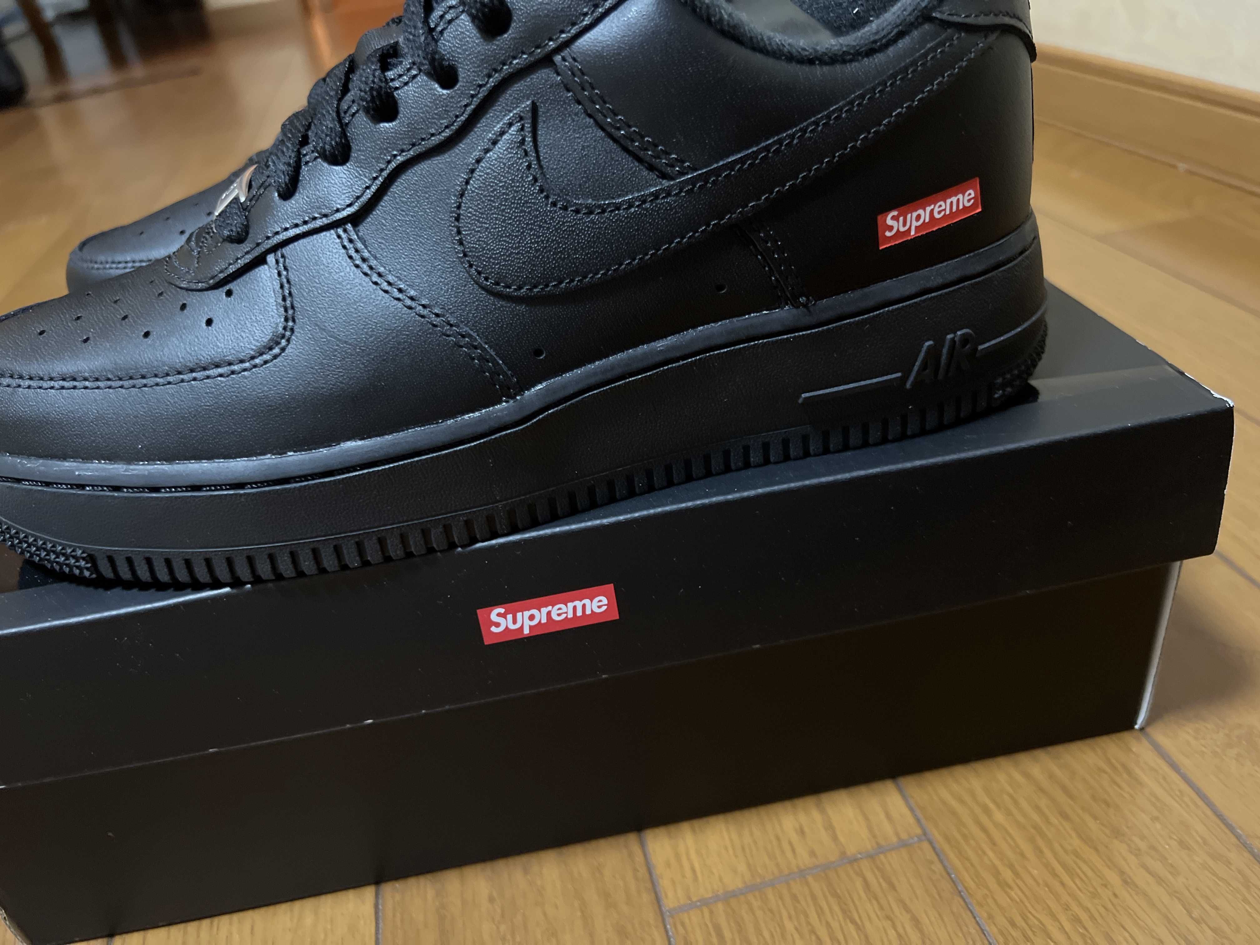 Supreme × Nike Air Force 1 Low "Black"
