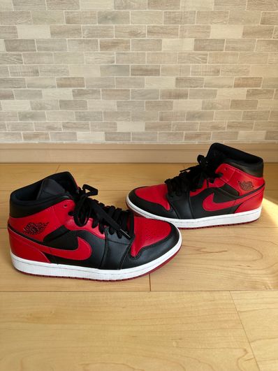 Nike Air Jordan 1 Mid "Bred"