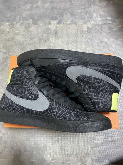 NIKE BLAZER MID "SPIDER WEB"