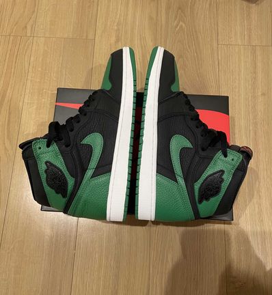 Nike Air Jordan 1 Retro High OG "Black/Pine Green" (2020)