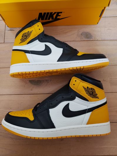 Nike Air Jordan 1 Retro High OG "Taxi"