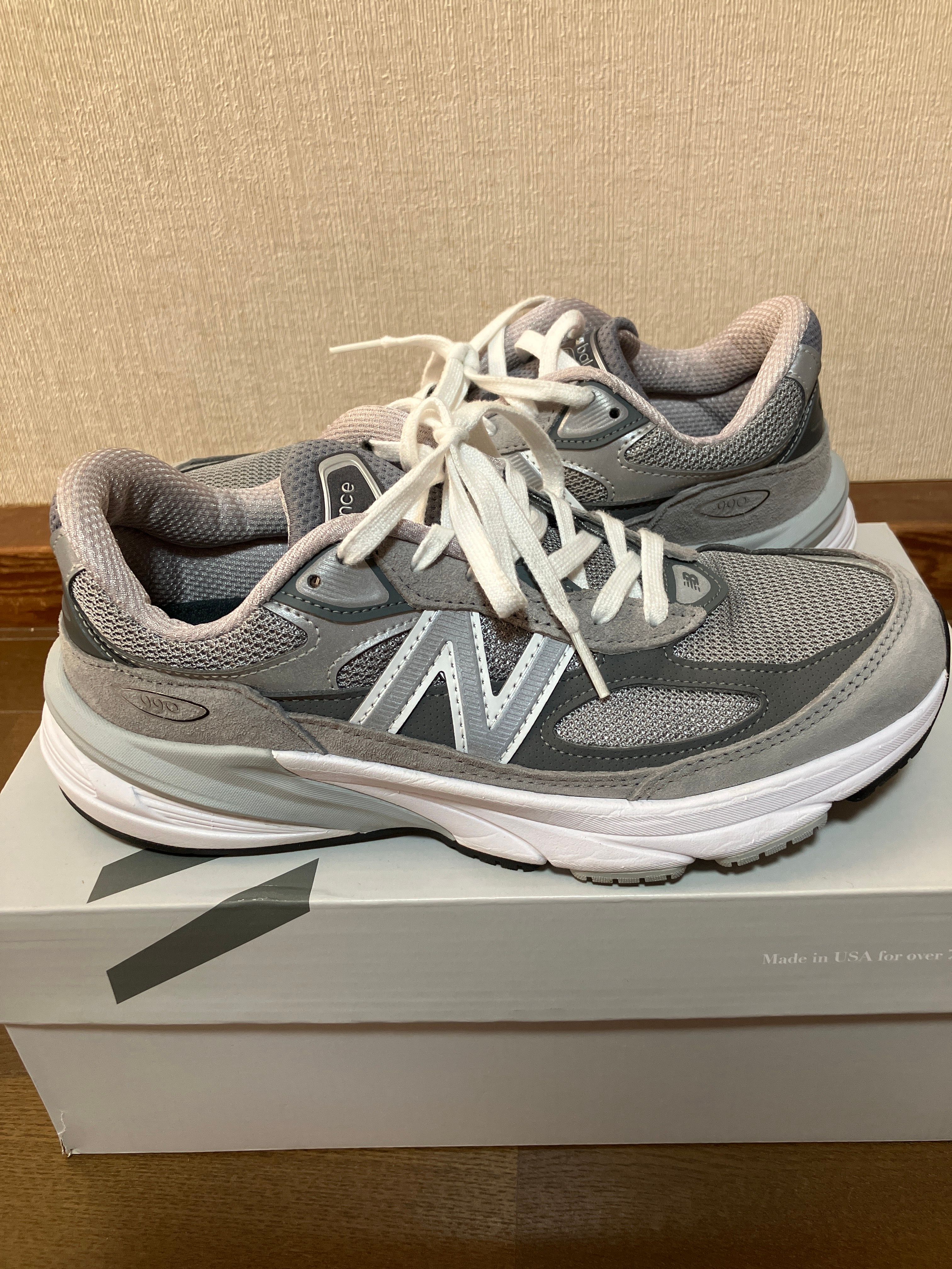 New Balance 990V6 "Gray" (Heel Logo NB)