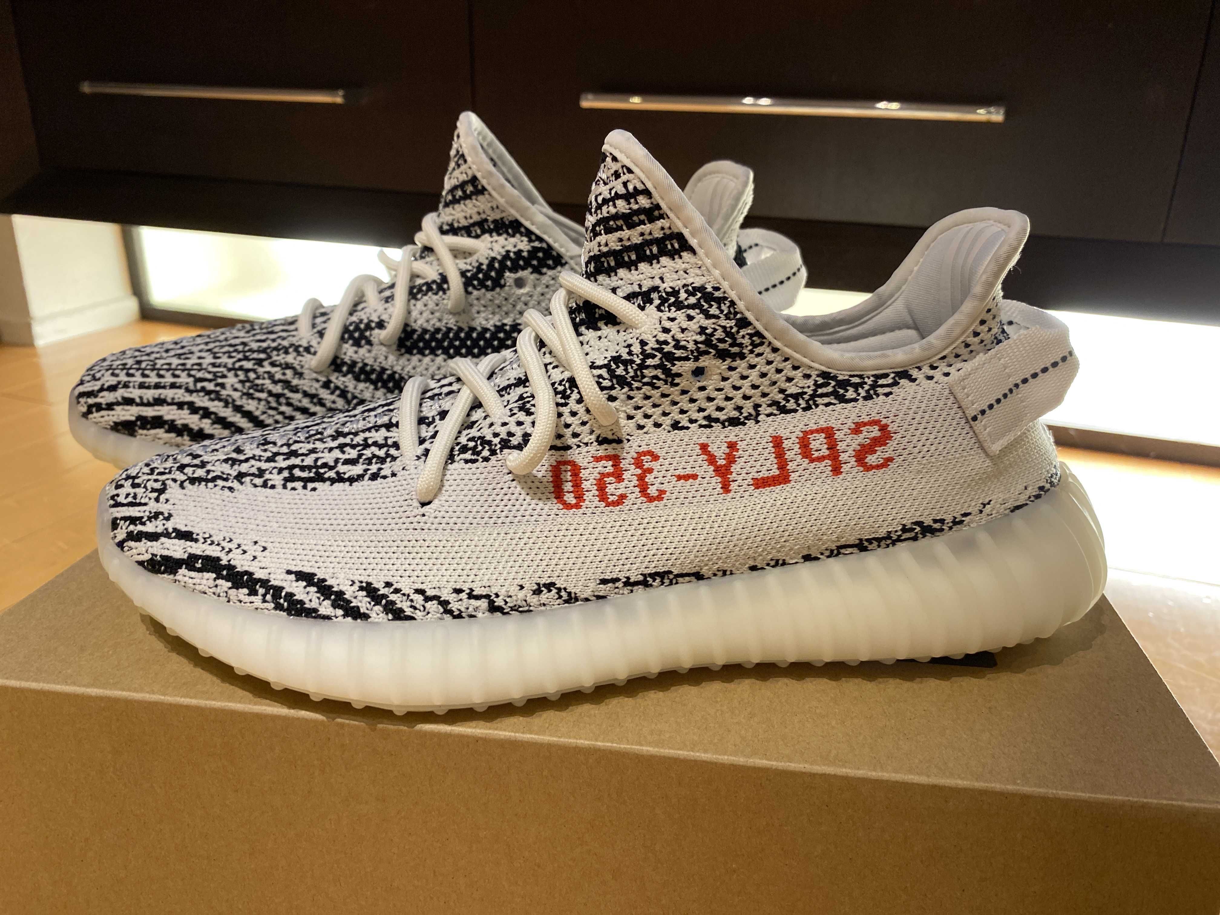 adidas YEEZY Boost 350 V2 "Zebra"