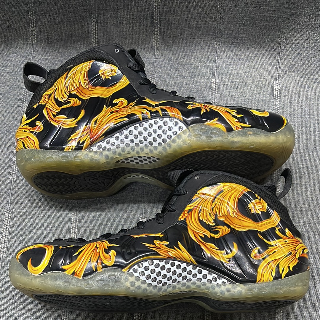 Nike Air Foamposite One "Supreme Black"