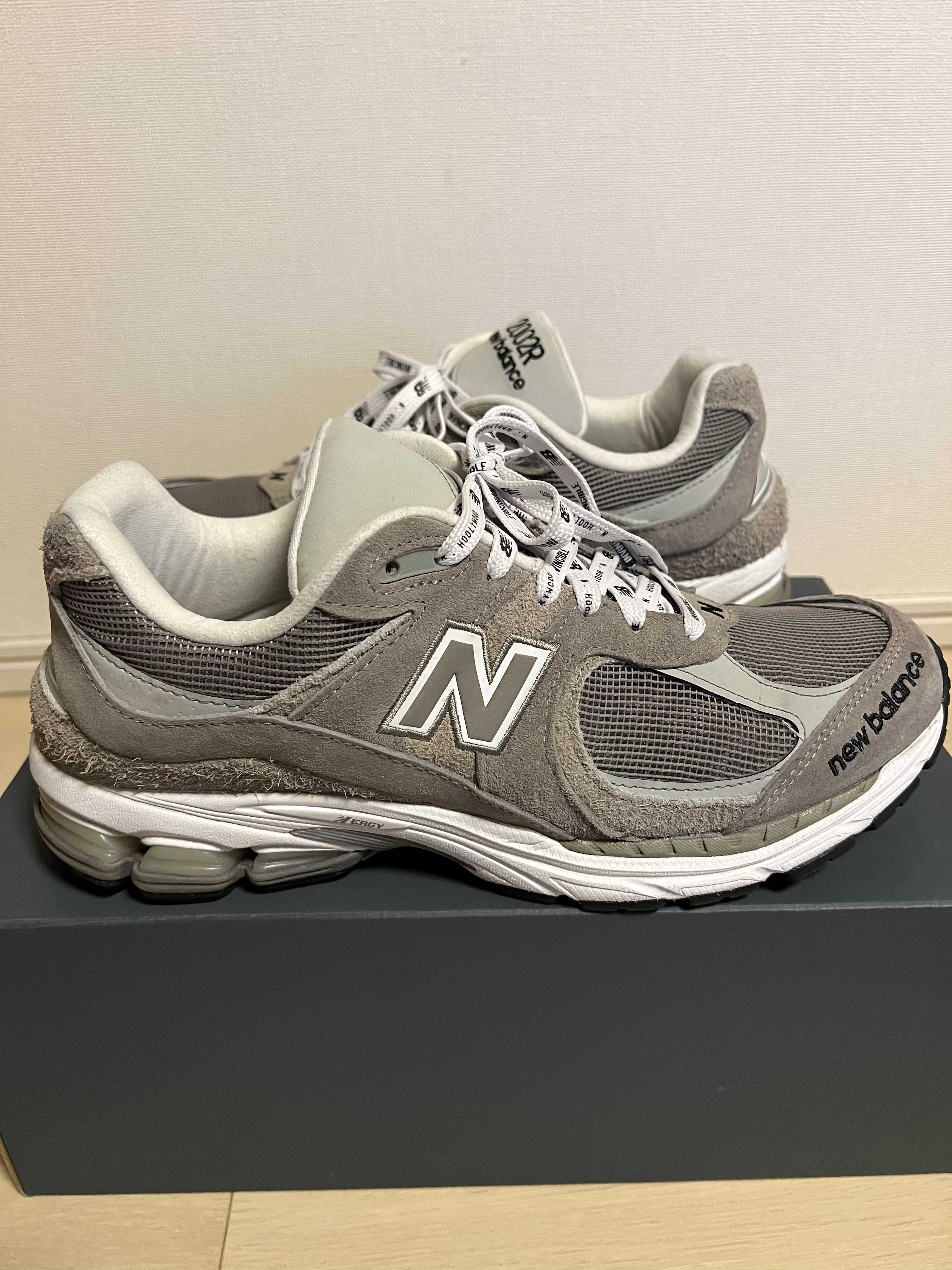 N.HOLLYWOOD × INVINCIBLE × New Balance 2002R "Gray"