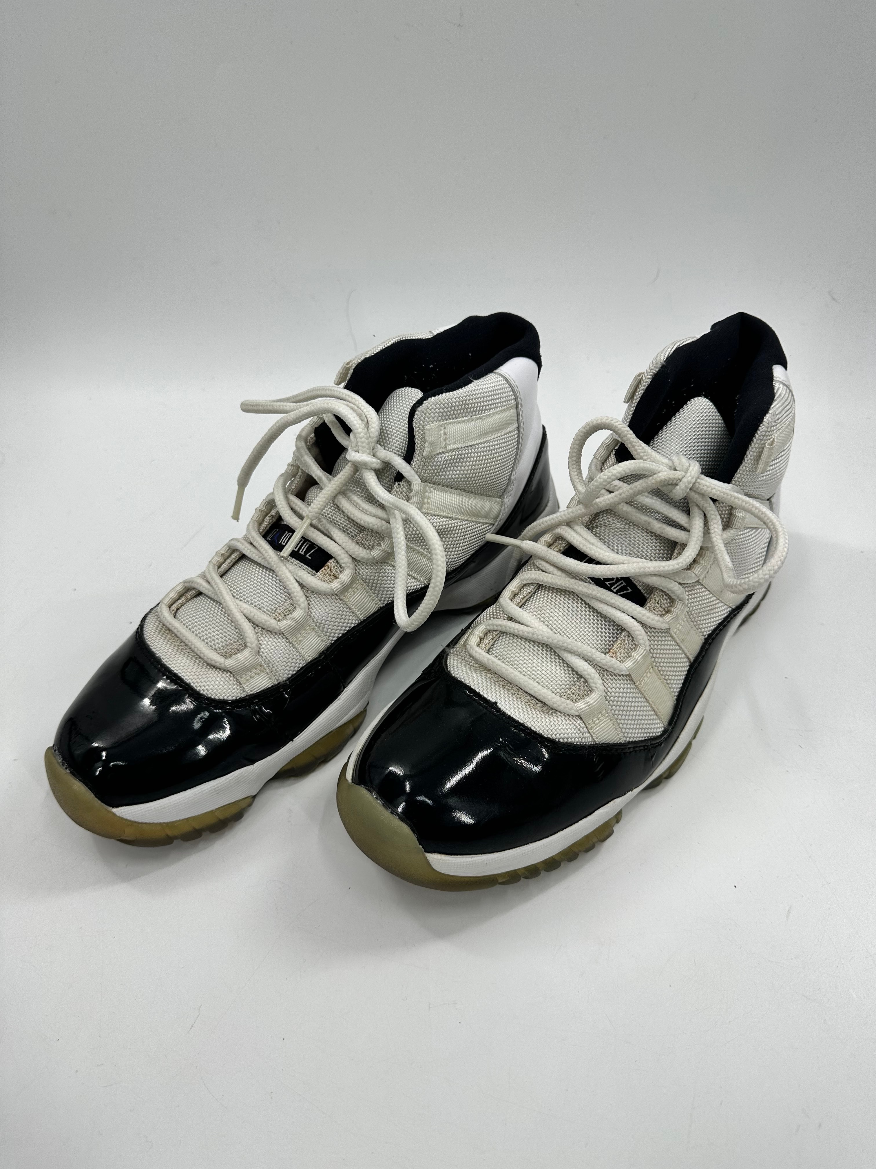 ナイキ エアジョーダン11 レトロ "コンコルド" (2011)