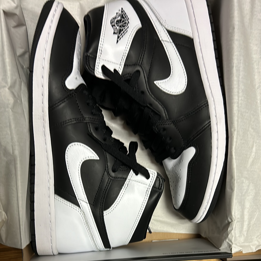 Nike Air Jordan 1 Retro High OG "Black/White"