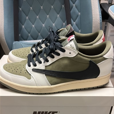 Travis Scott × Nike Air Jordan 1 Low OG SP "Reverse Olive"
