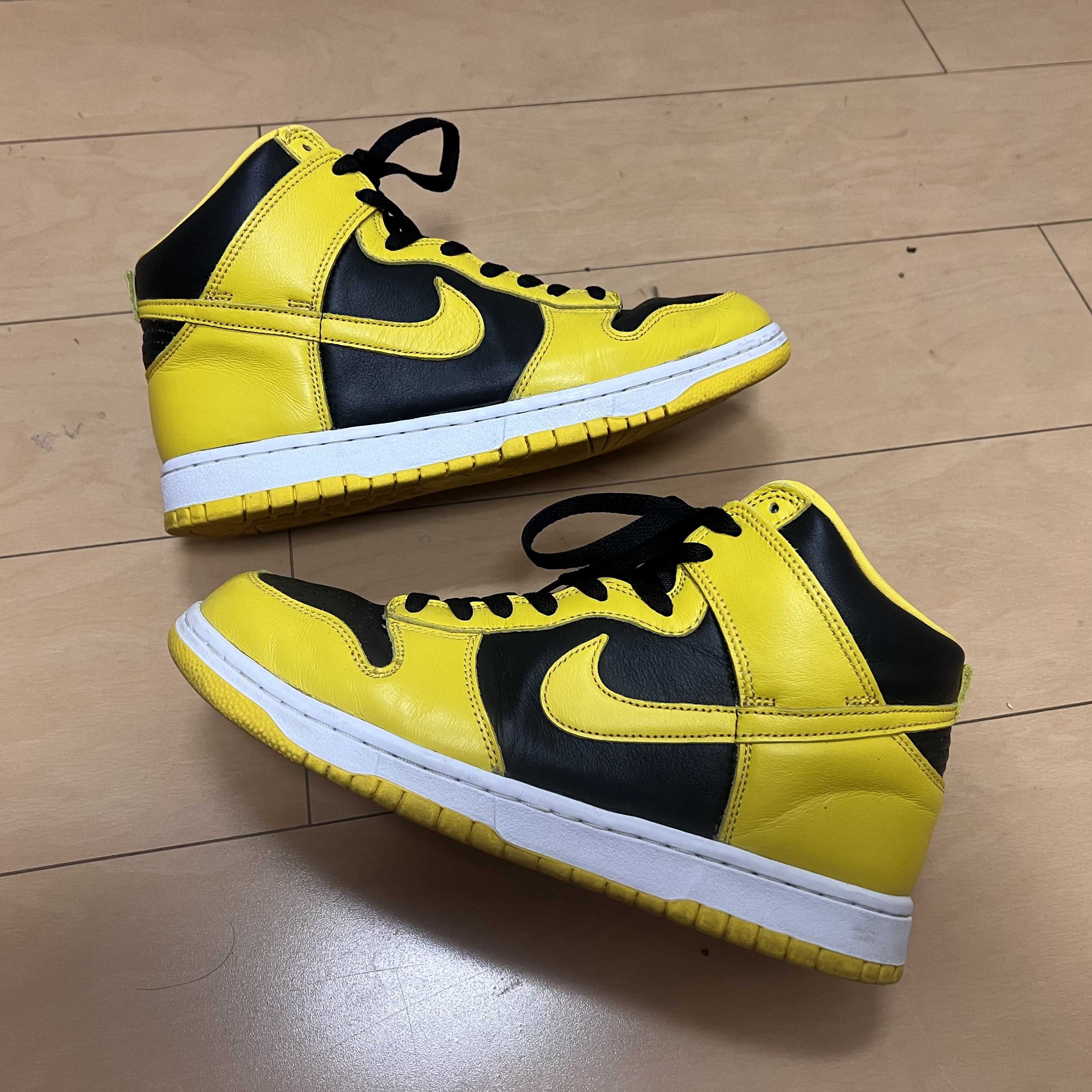 Nike Dunk High "Black/Varsity Maize"