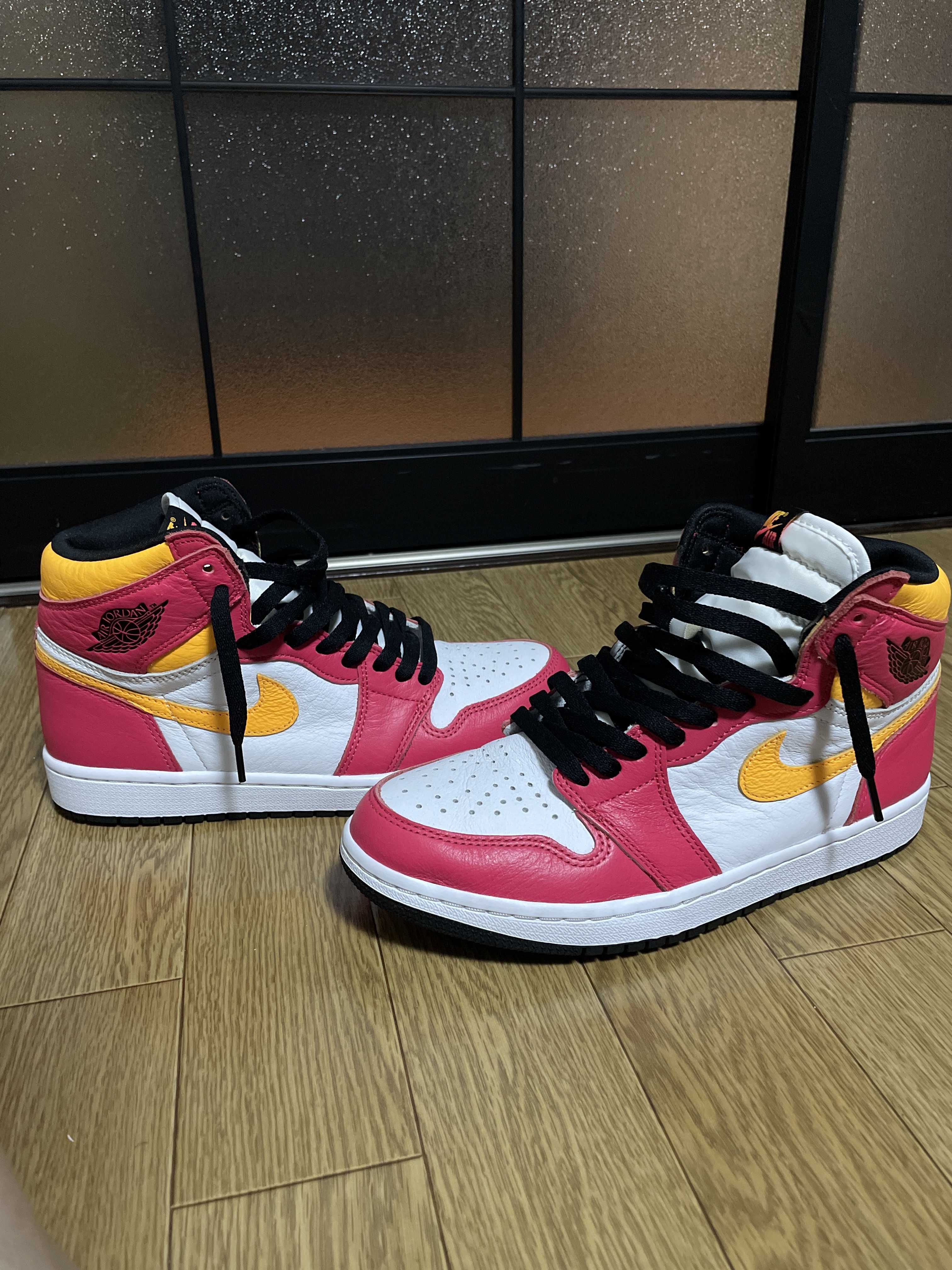 Nike Air Jordan 1 High OG "Light Fusion Red"