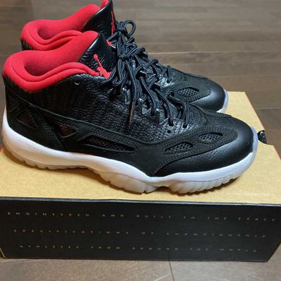 Air Jordan 11 Low IE "Bred"