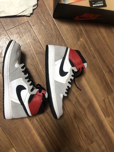 Nike Air Jordan 1 High OG "White/Black/Light Smoke Grey"