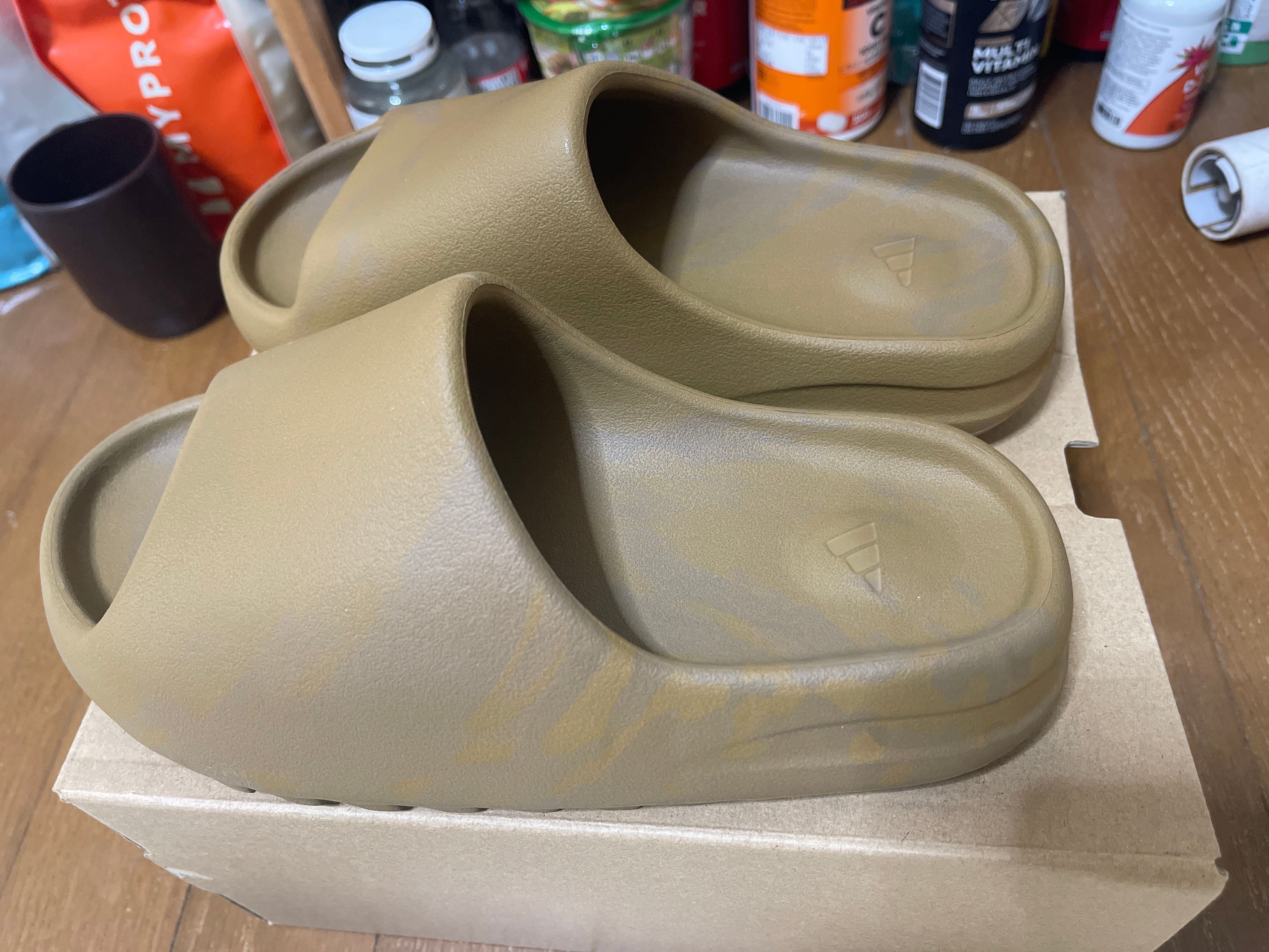 adidas YEEZY Slide "Ochre"