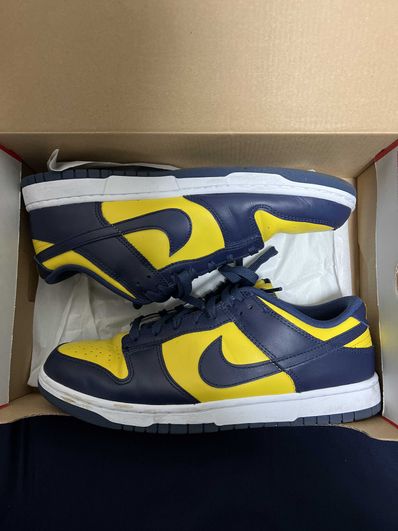 Nike Dunk Low "Michigan"