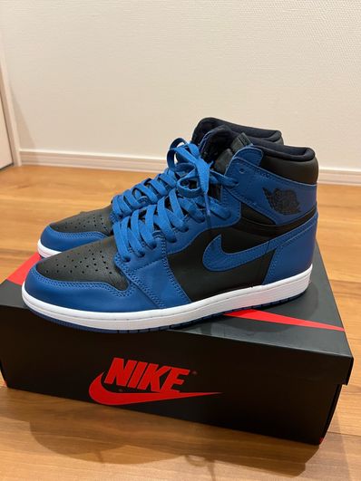 Nike Air Jordan 1 Retro High OG "Dark Marina Blue"