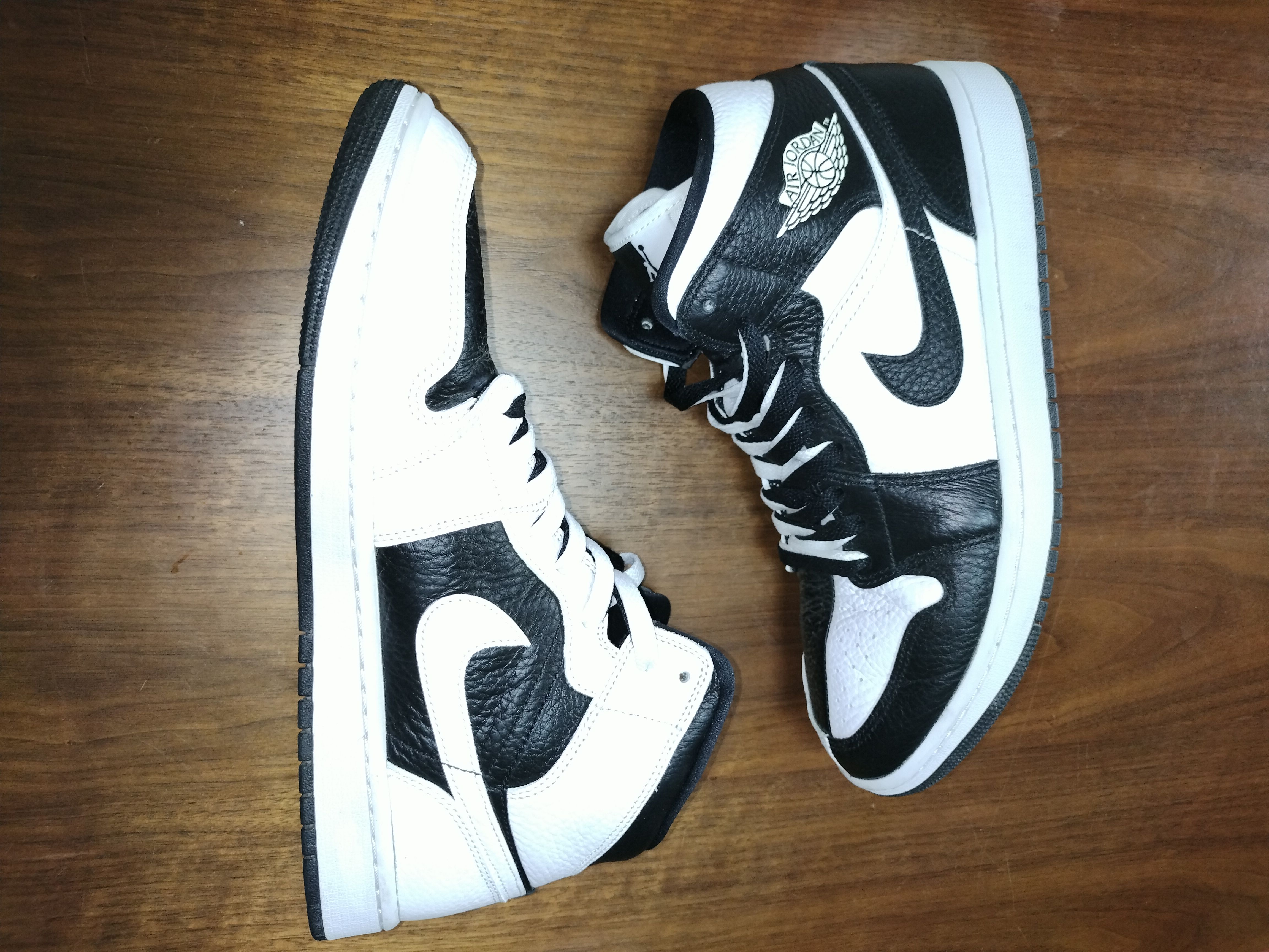 Nike Women's Air Jordan 1 Mid "Homage"