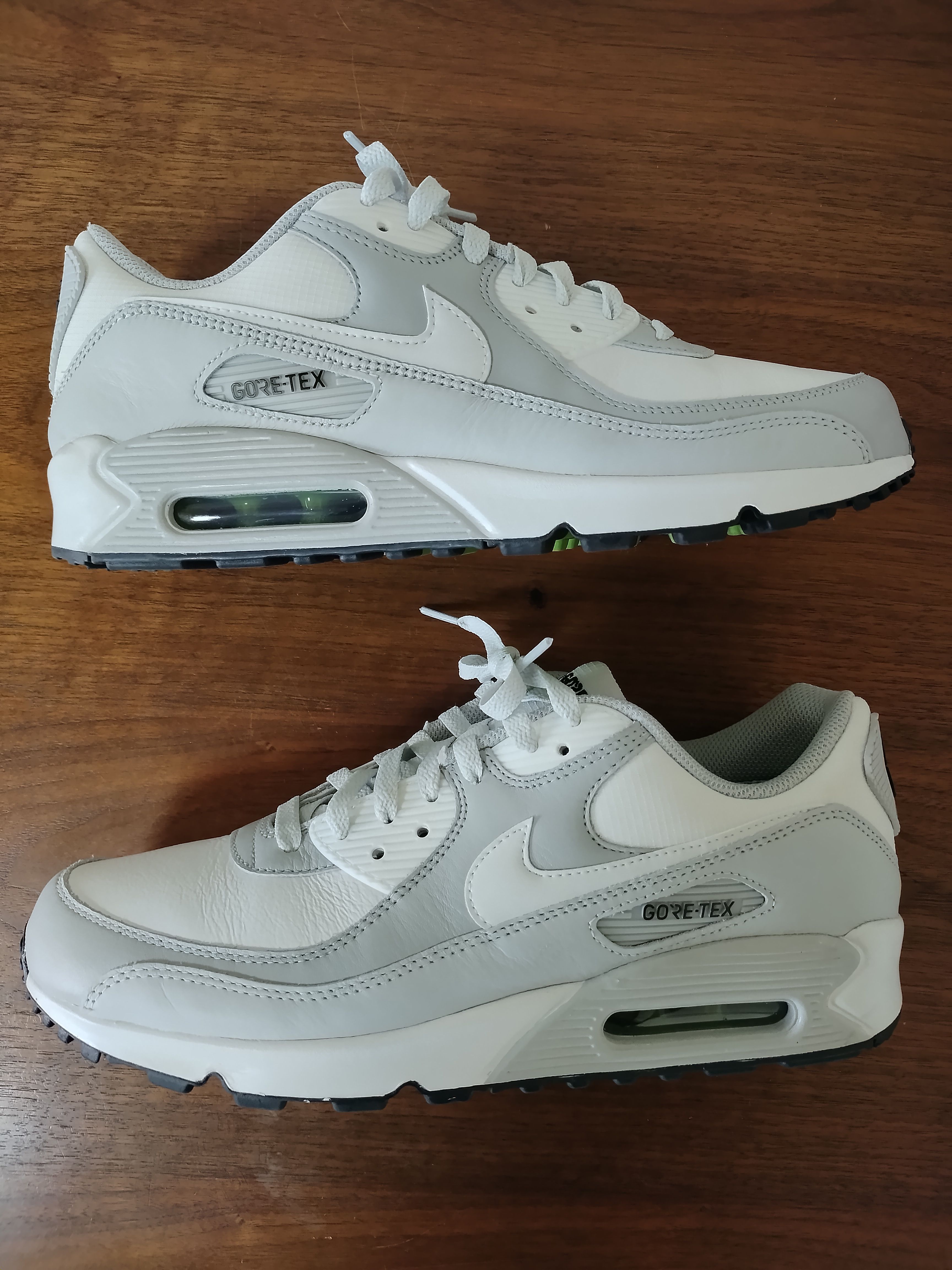 Nike Air Max 90 GORE-TEX "Photon Dust"