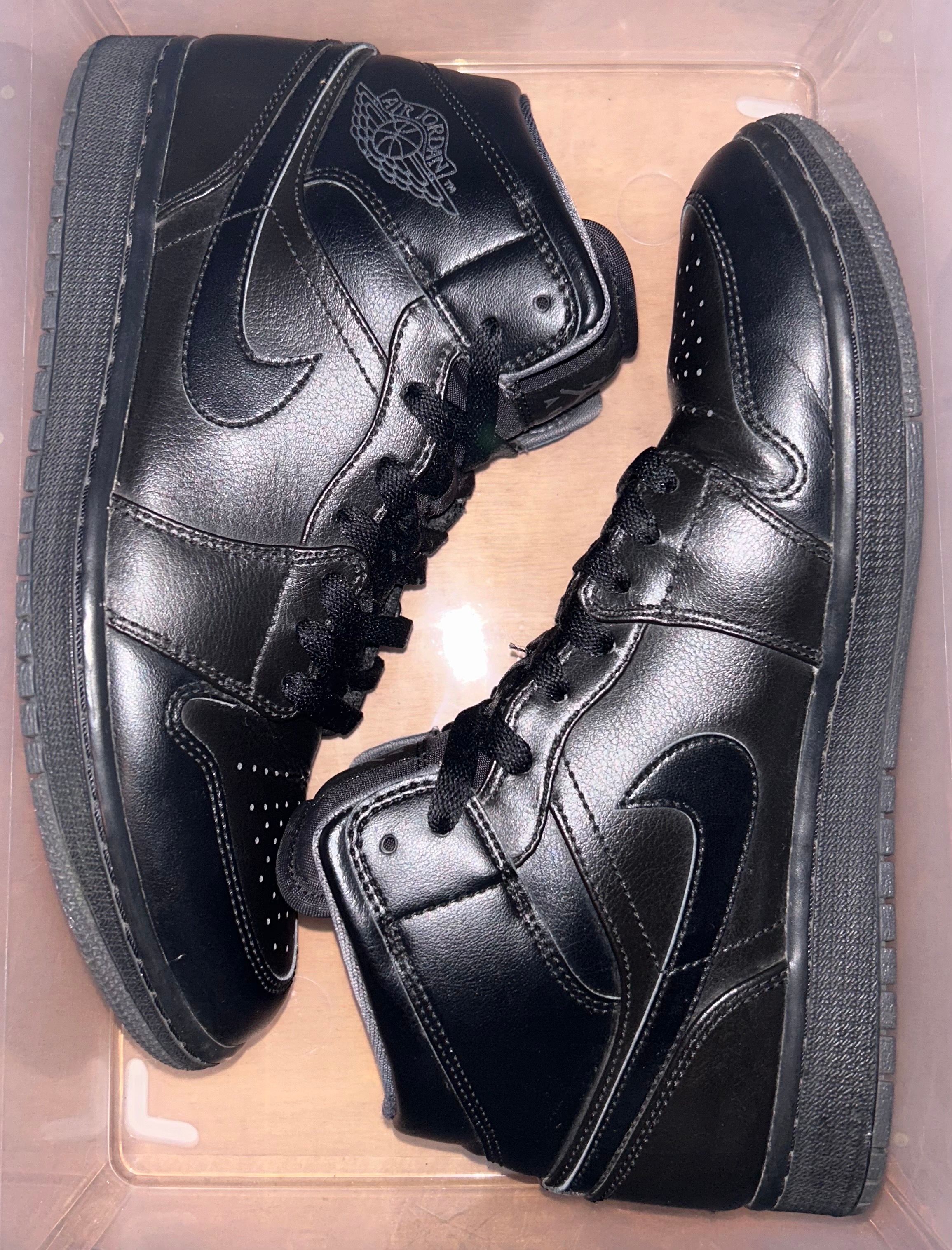 NIKE AIR JORDAN 1 RETRO MID BLACK (2016)