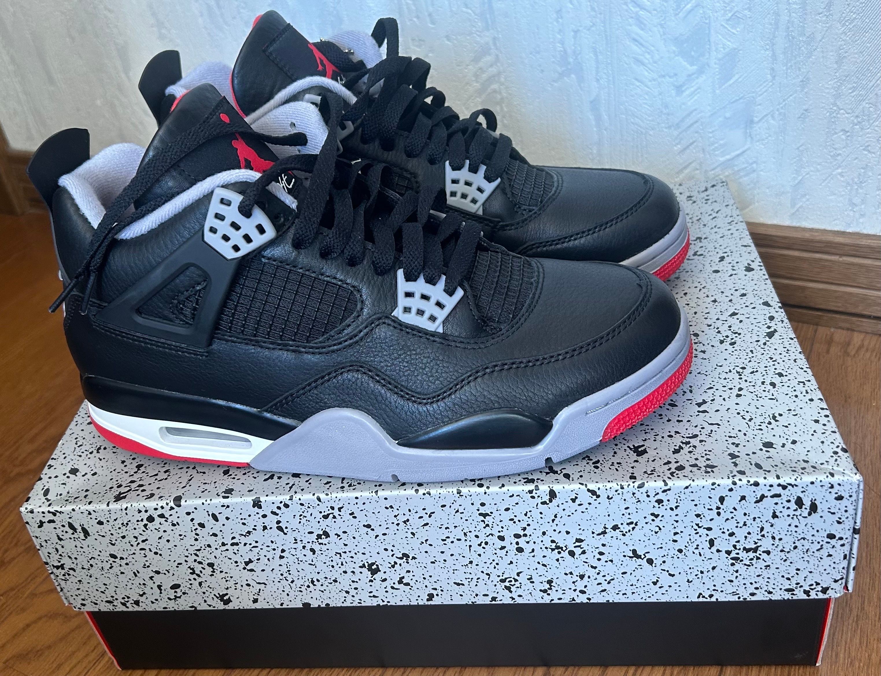 Nike Air Jordan 4 Retro "Bred Reimagined"