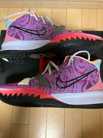 割引クーポン配布中!! カイリー ナイキ カイリー 7 イエローストライク