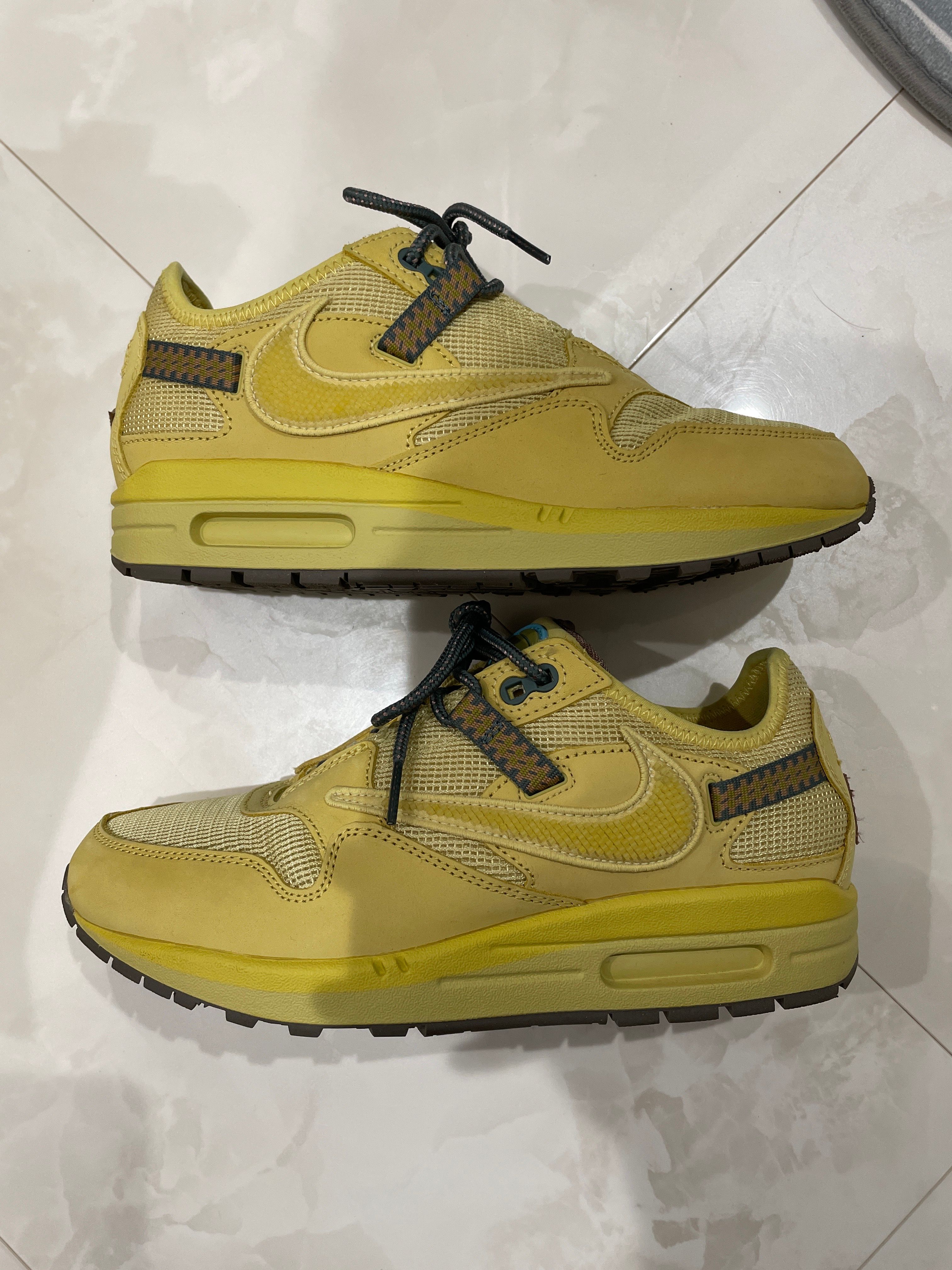 Travis Scott × Nike Air Max 1 "CACT.US Gold"