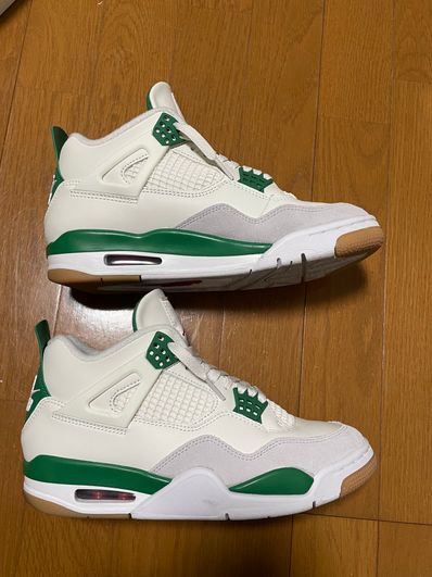 Nike SB × Air Jordan 4 Retro SP "Pine Green"