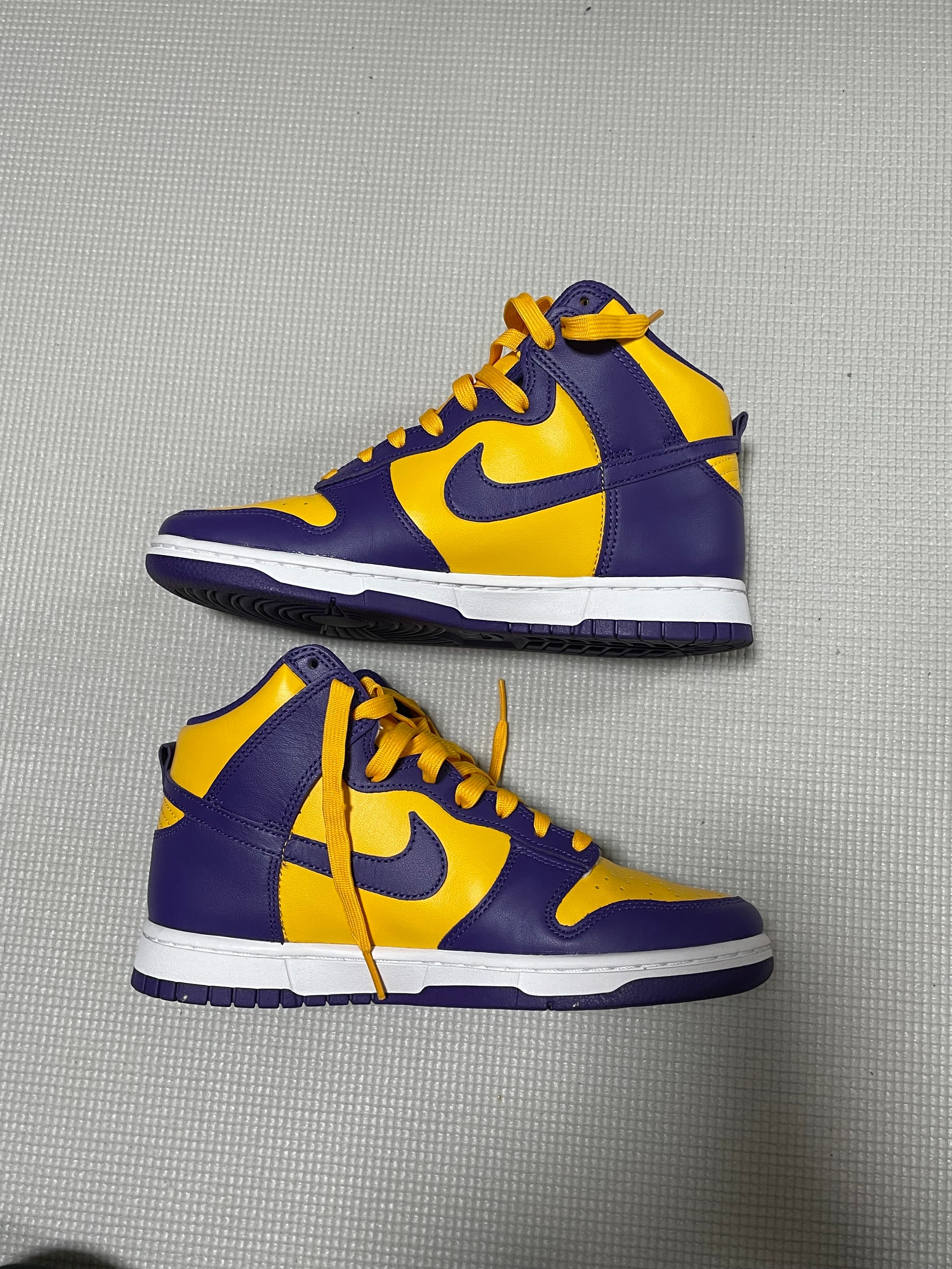 Nike Dunk High Retro 